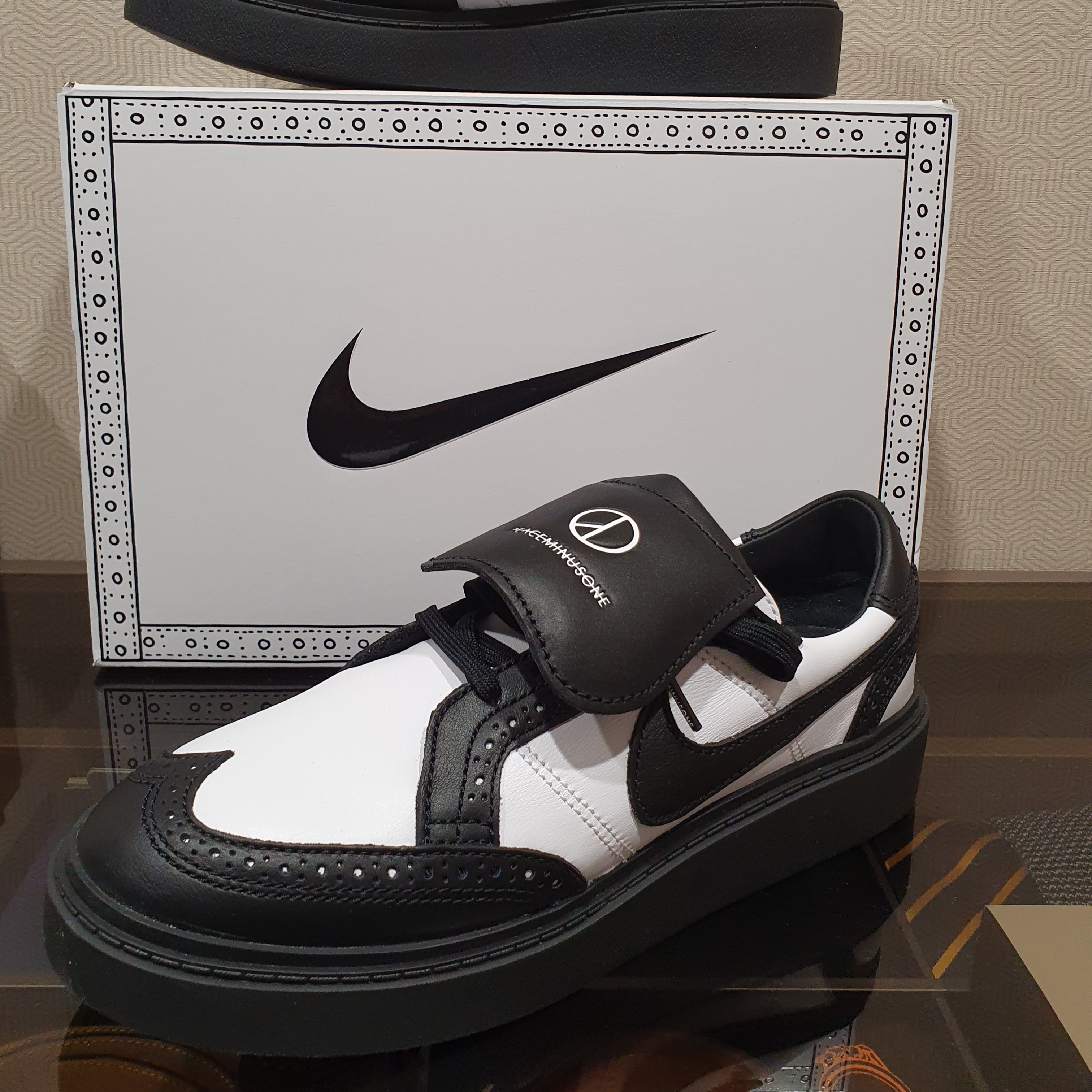 Nike x Peaceminusone Kwondo1 Black and White 착용 스타일 - 4