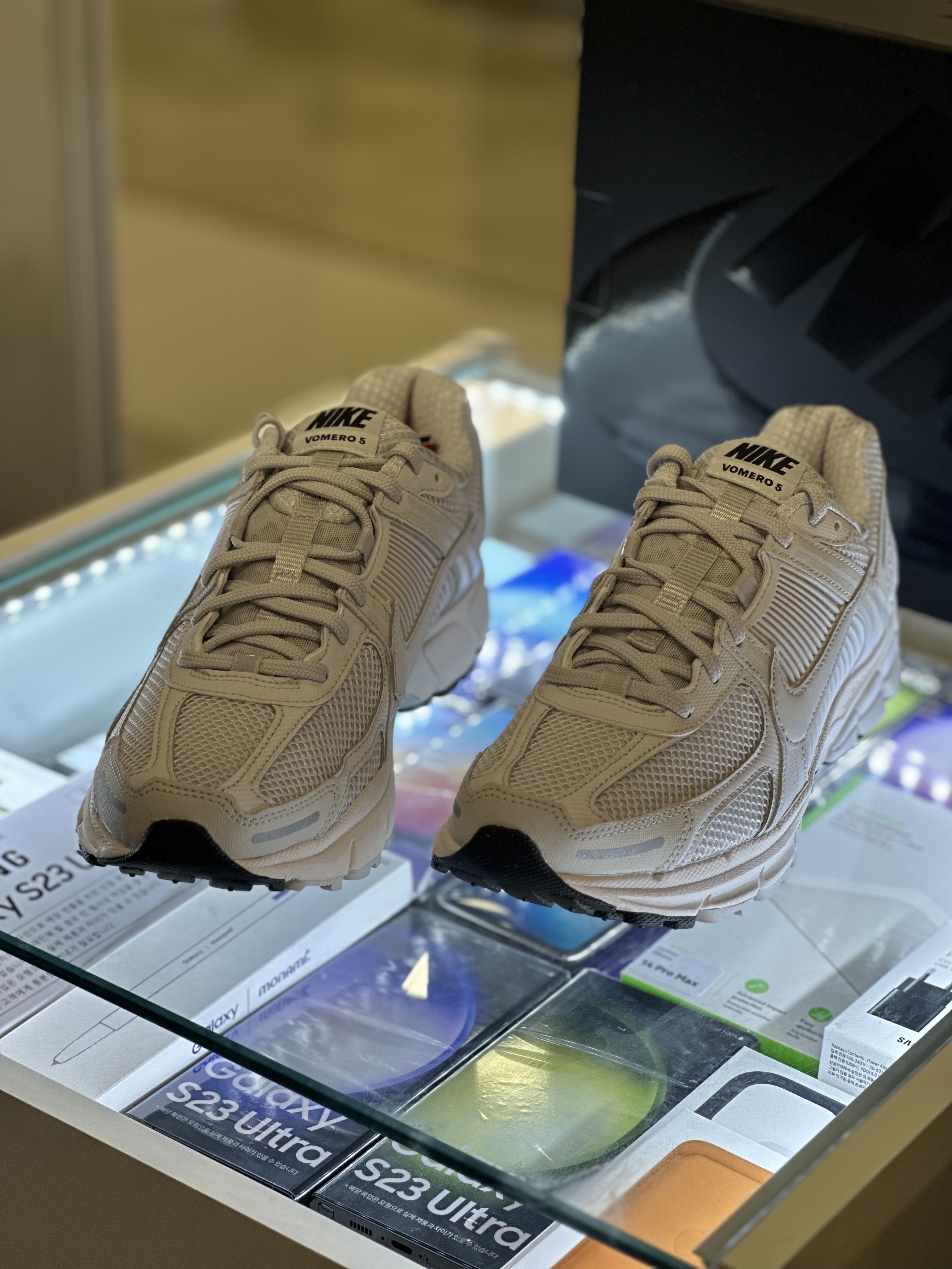 Nike Zoom Vomero 5 SP Vast Grey 2023 착용 스타일 - 5