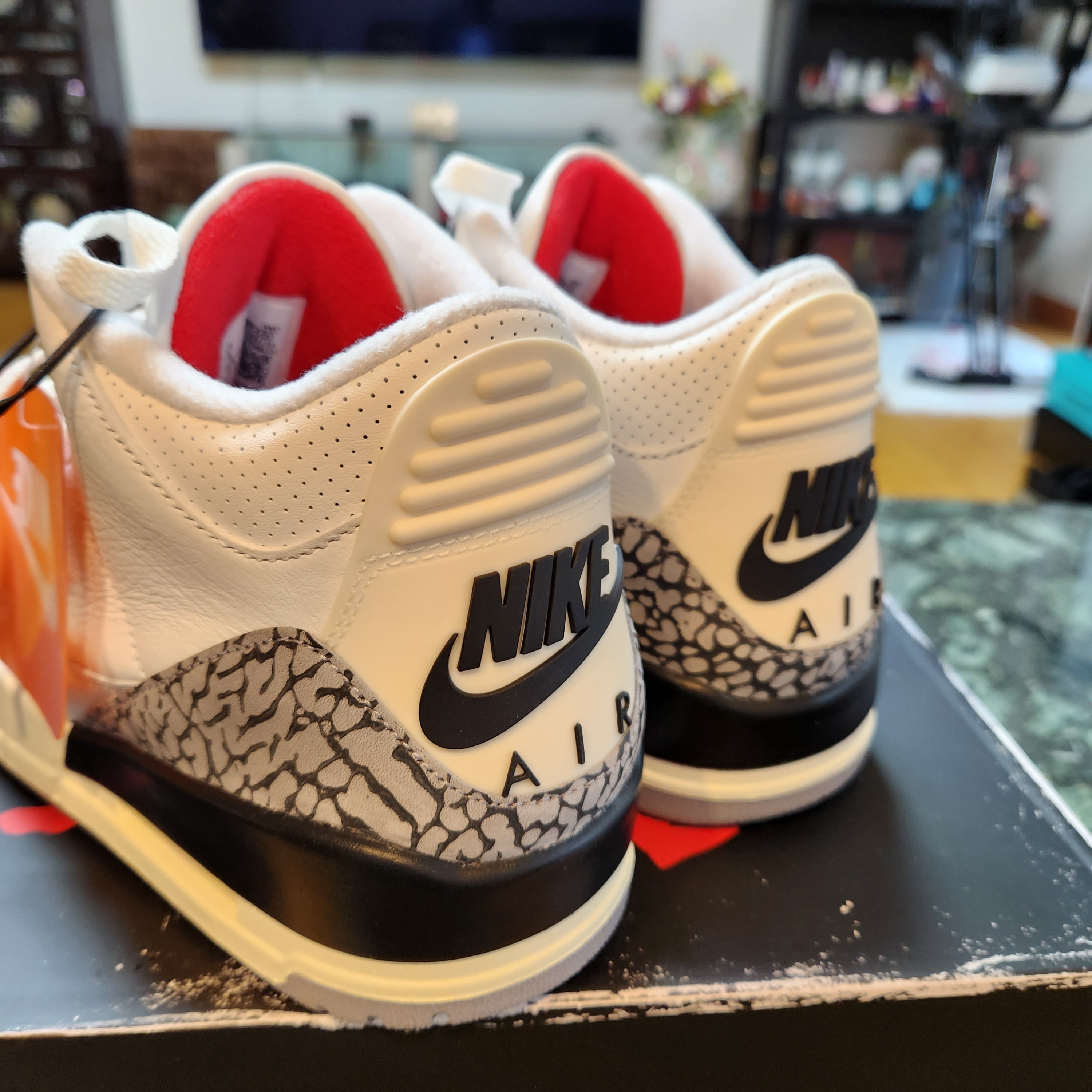 Jordan 3 Retro White Cement Reimagined 착용 스타일 - 2