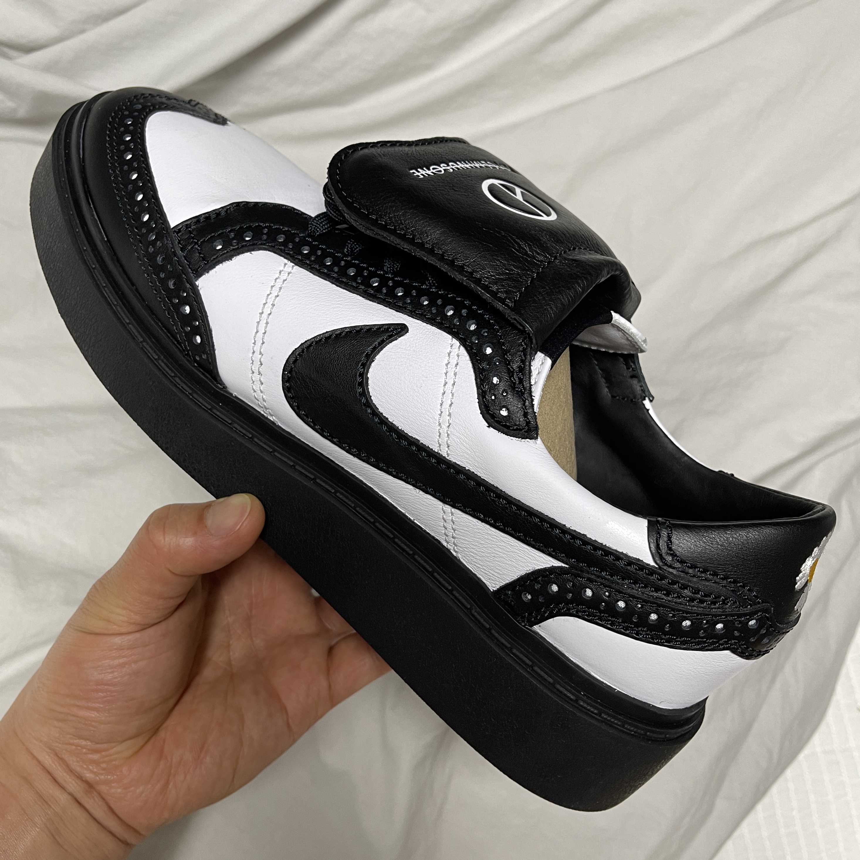 Nike x Peaceminusone Kwondo1 Black and White 착용 스타일 - 1