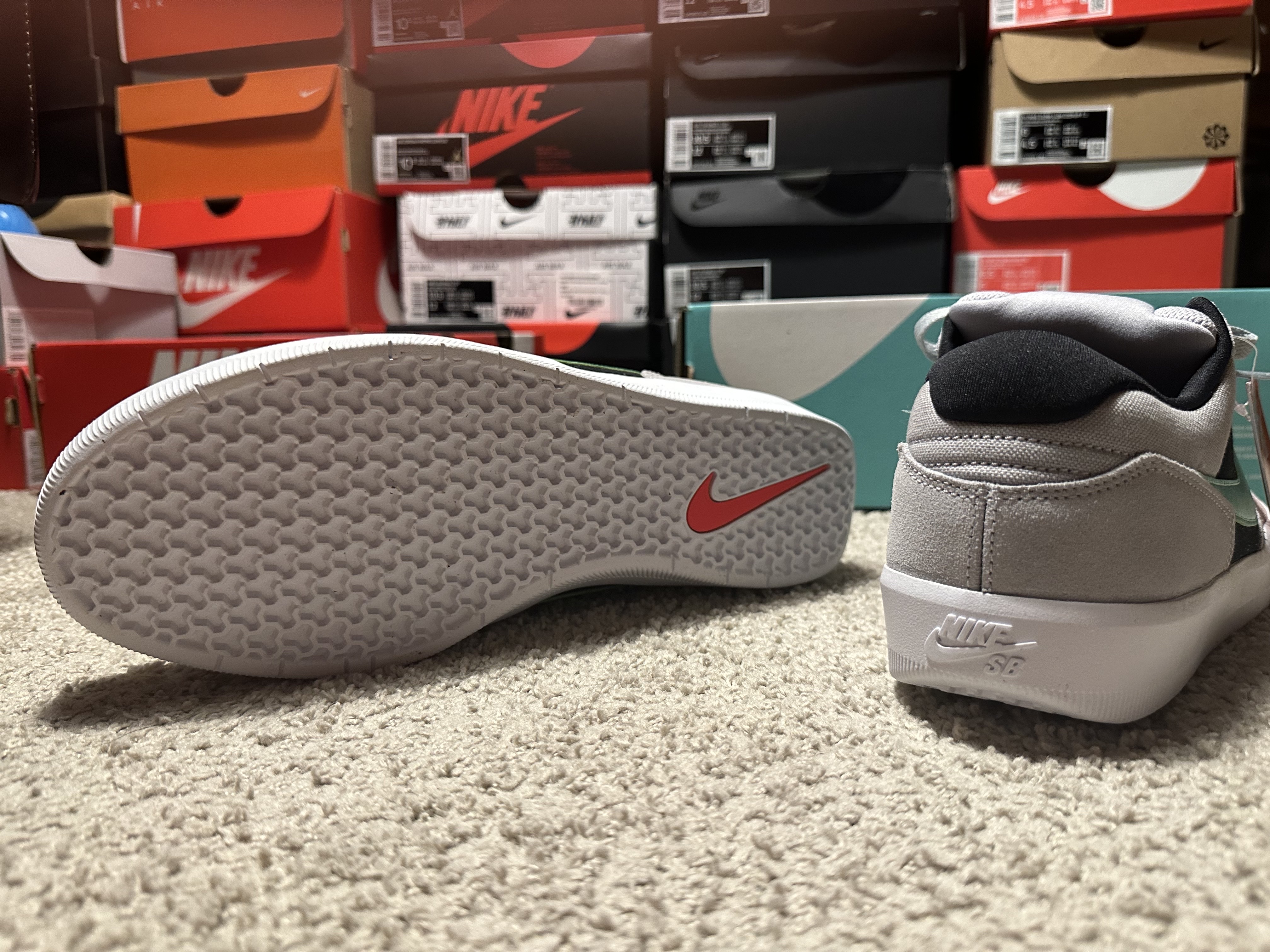 Nike SB Force 58 Wolf Grey Light Menta 착용 스타일 - 4