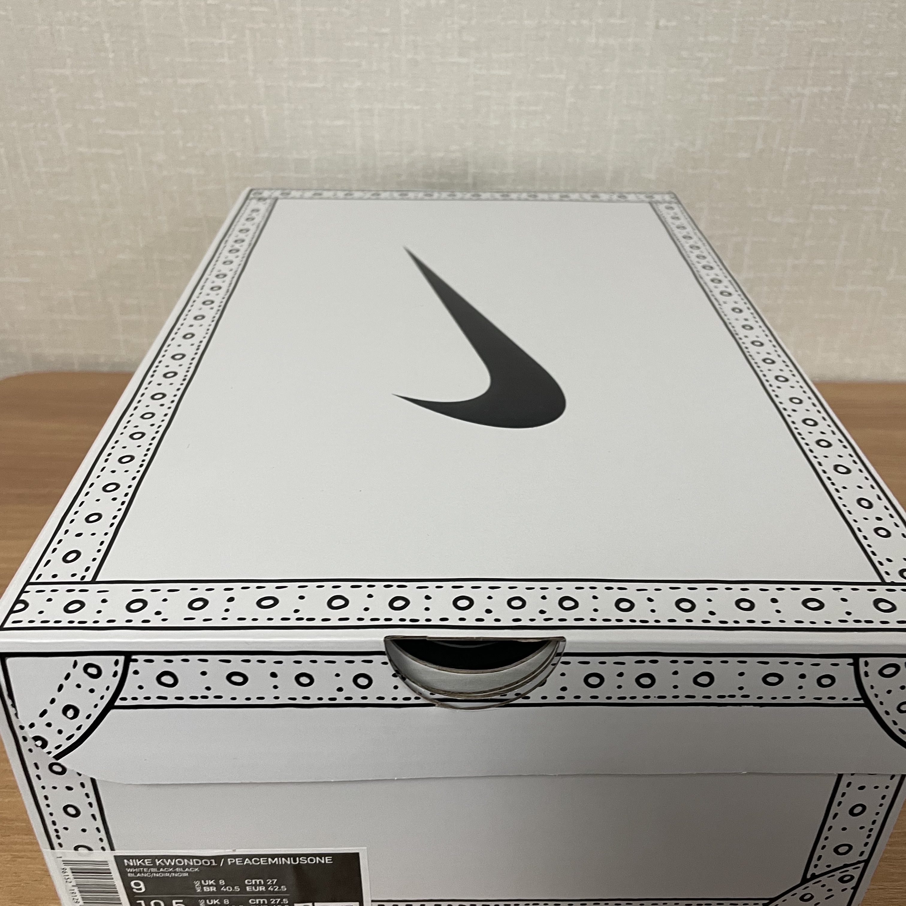 Nike x Peaceminusone Kwondo1 Black and White 착용 스타일 - 3