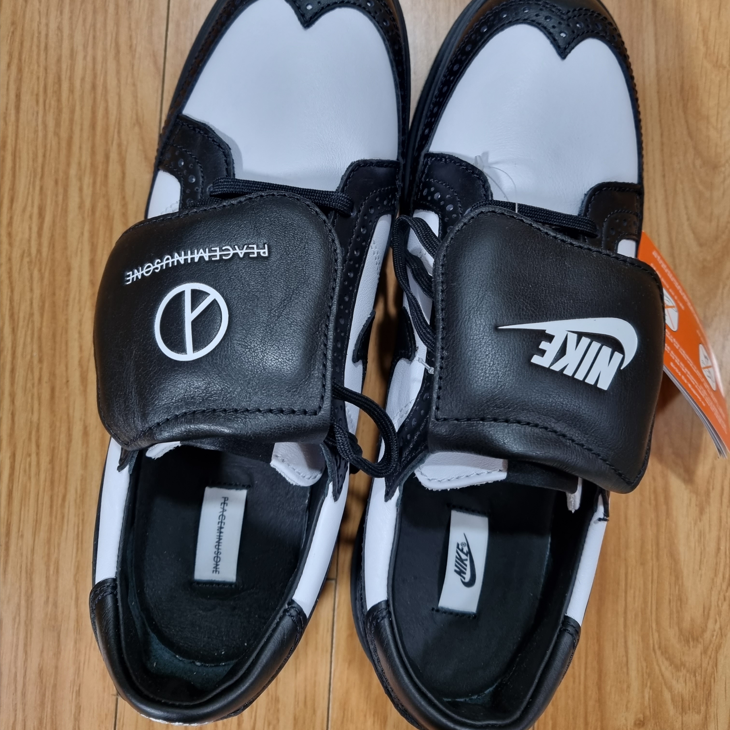 Nike x Peaceminusone Kwondo1 Black and White 착용 스타일 - 4