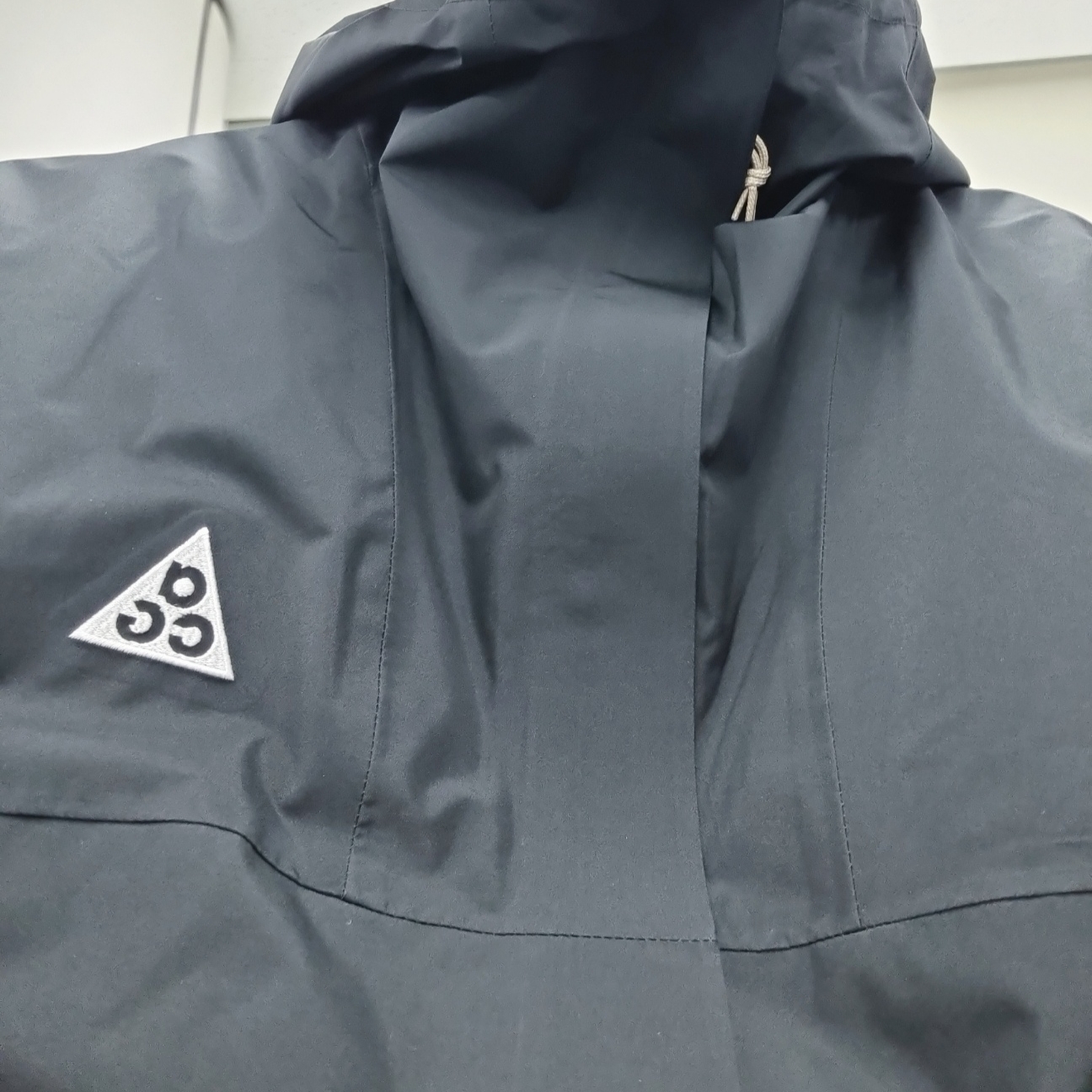Nike ACG Storm-Fit ADV Cascade Rains Full Zip Jacket Black - Asia 착용 스타일