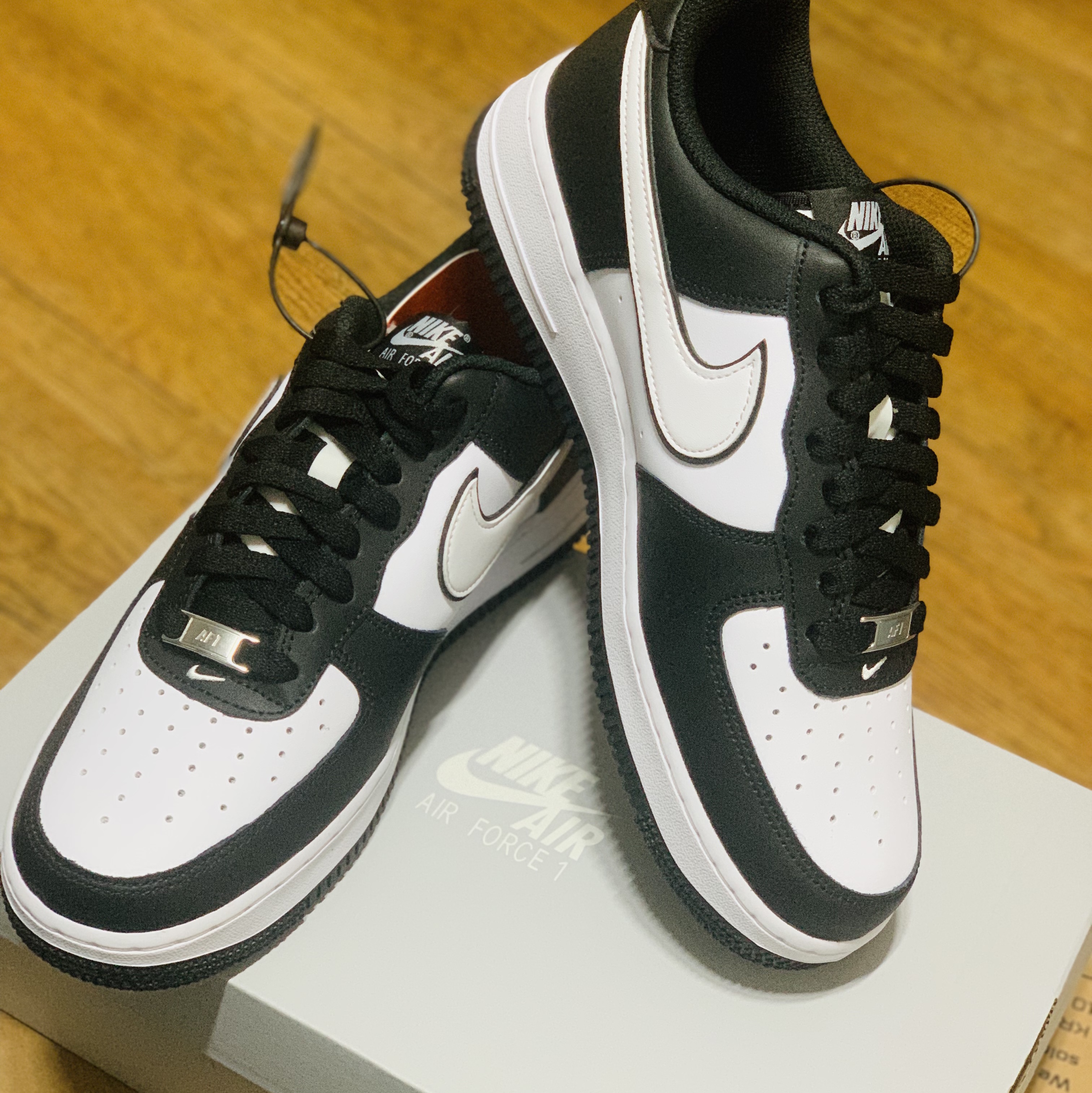 Nike Air Force 1 '07 Black White 착용 스타일