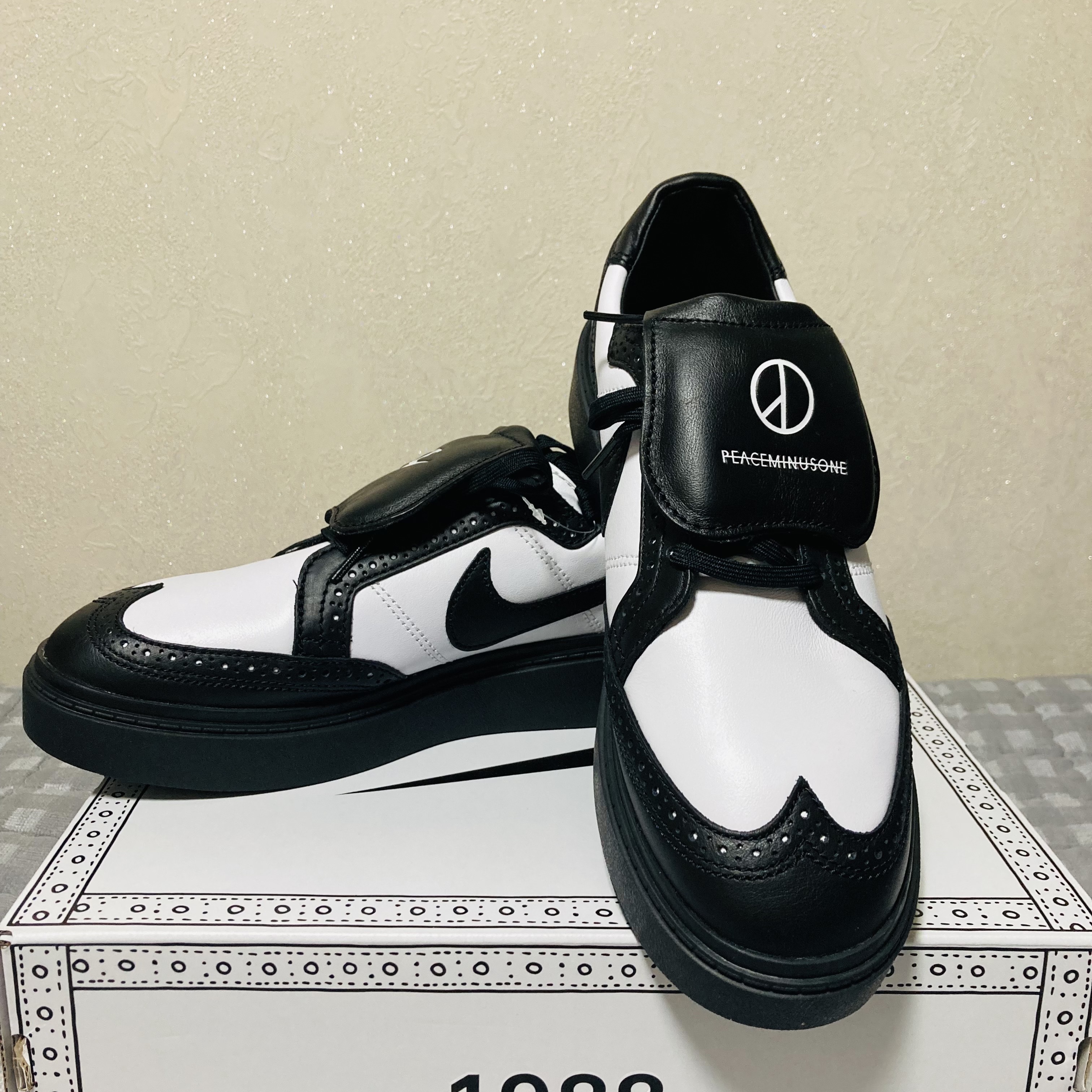 Nike x Peaceminusone Kwondo1 Black and White 착용 스타일 - 2