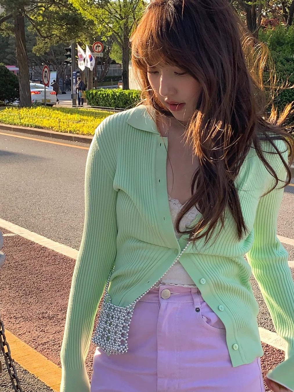 [KREAM 단독] Haveless Women Linda Modal Blend Cardigan Lime, Haveless Women Linda Modal-Blend Cardigan White 착용 스타일