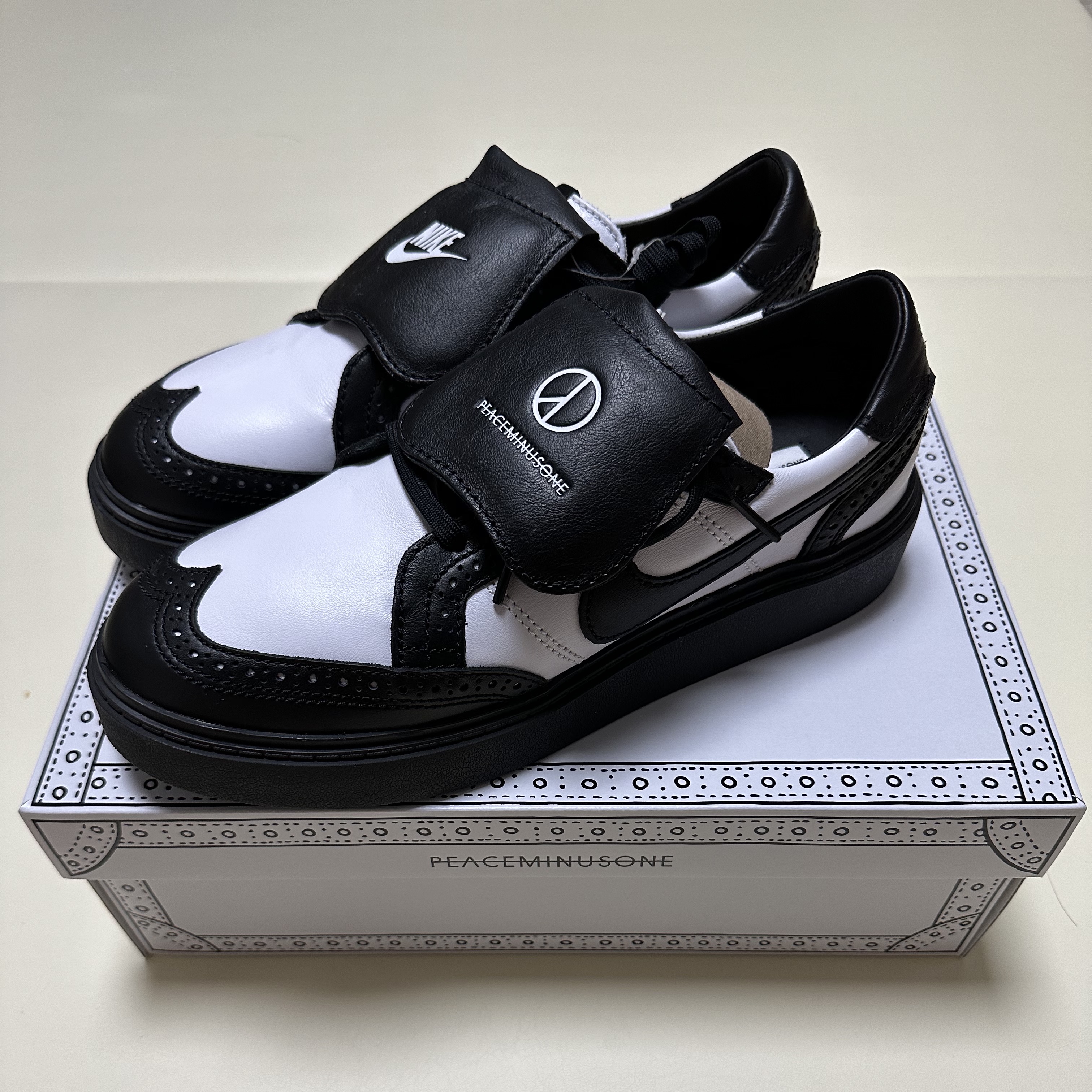 Nike x Peaceminusone Kwondo1 Black and White 착용 스타일