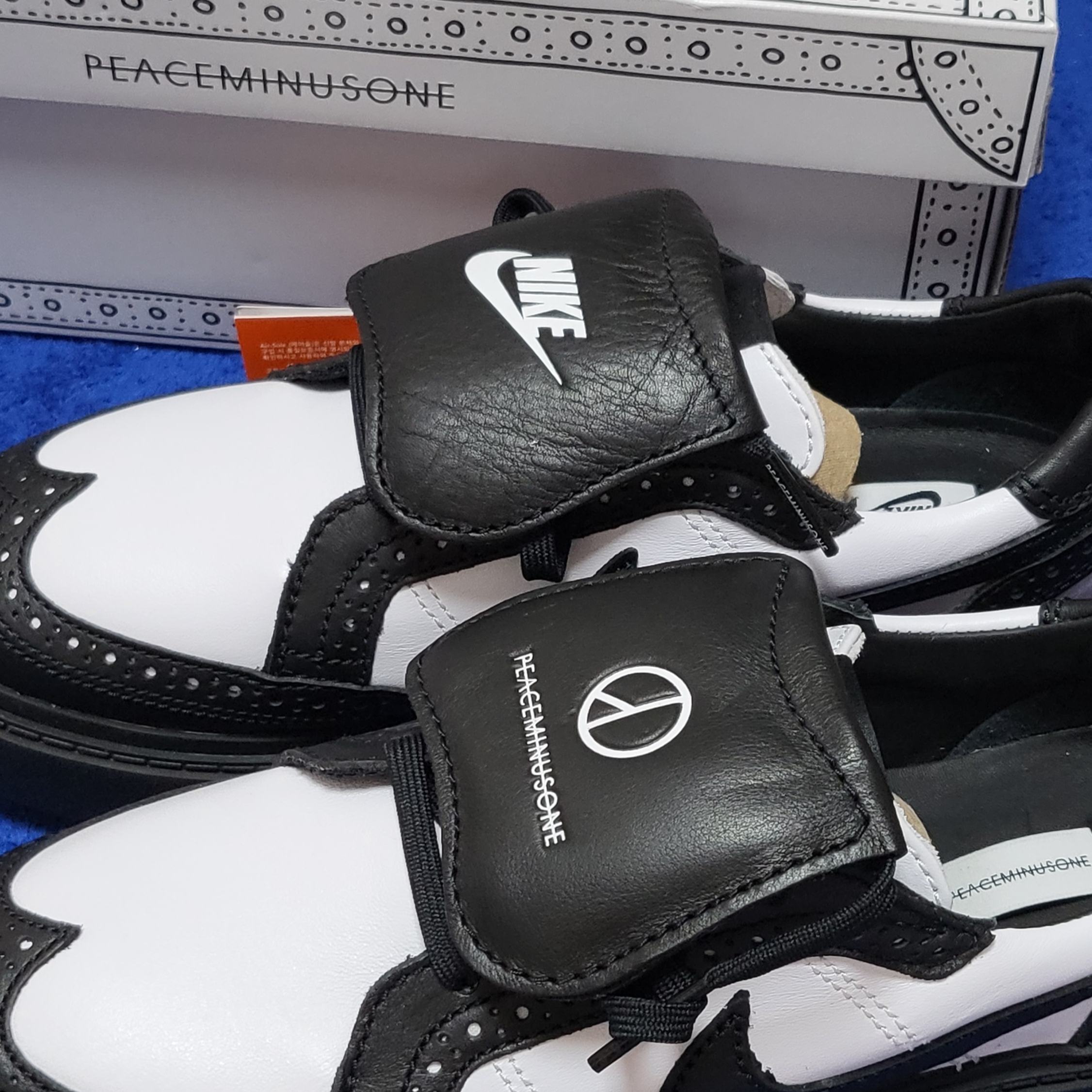 Nike x Peaceminusone Kwondo1 Black and White 착용 스타일 - 3