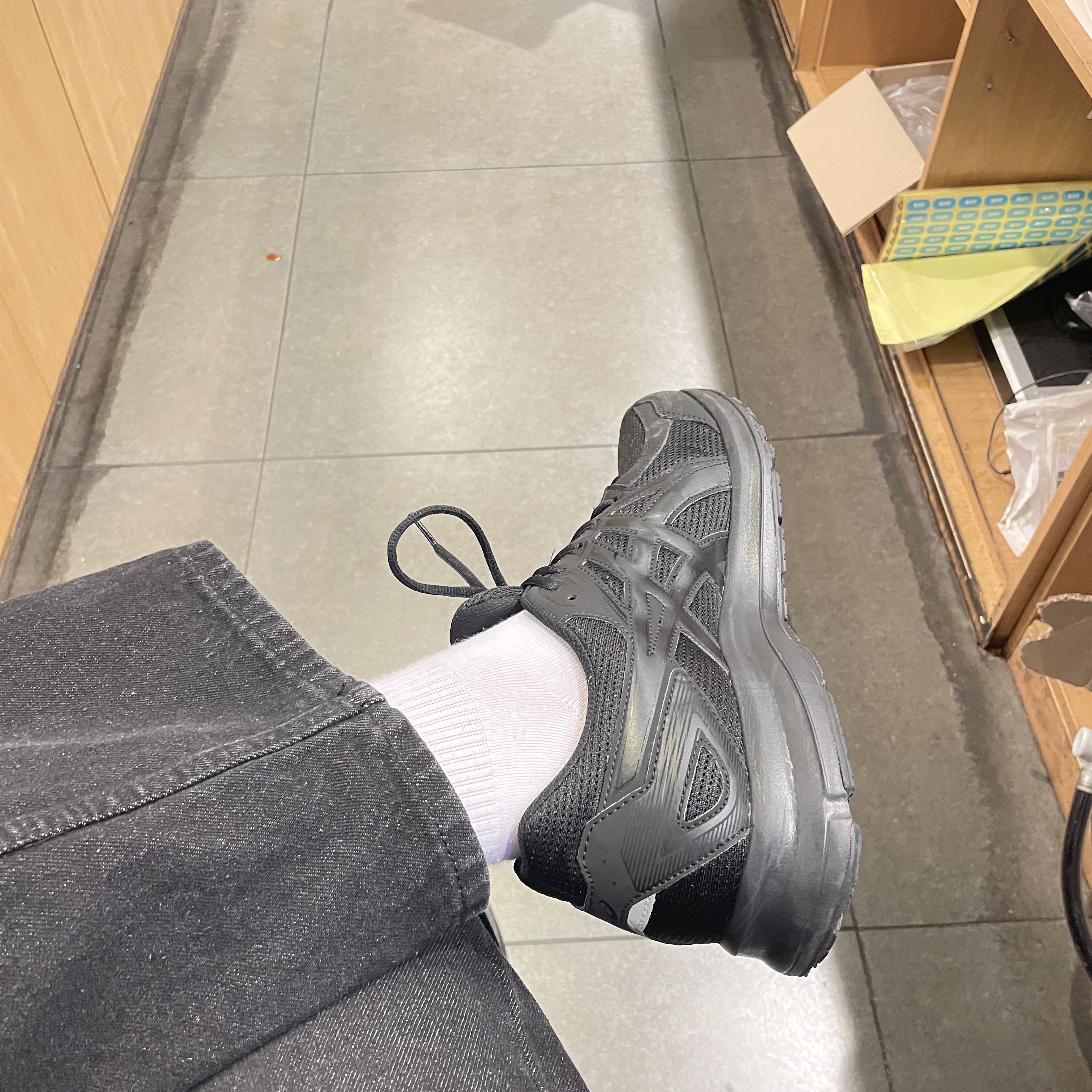 Asics Jog 100 2 Black 착용 스타일
