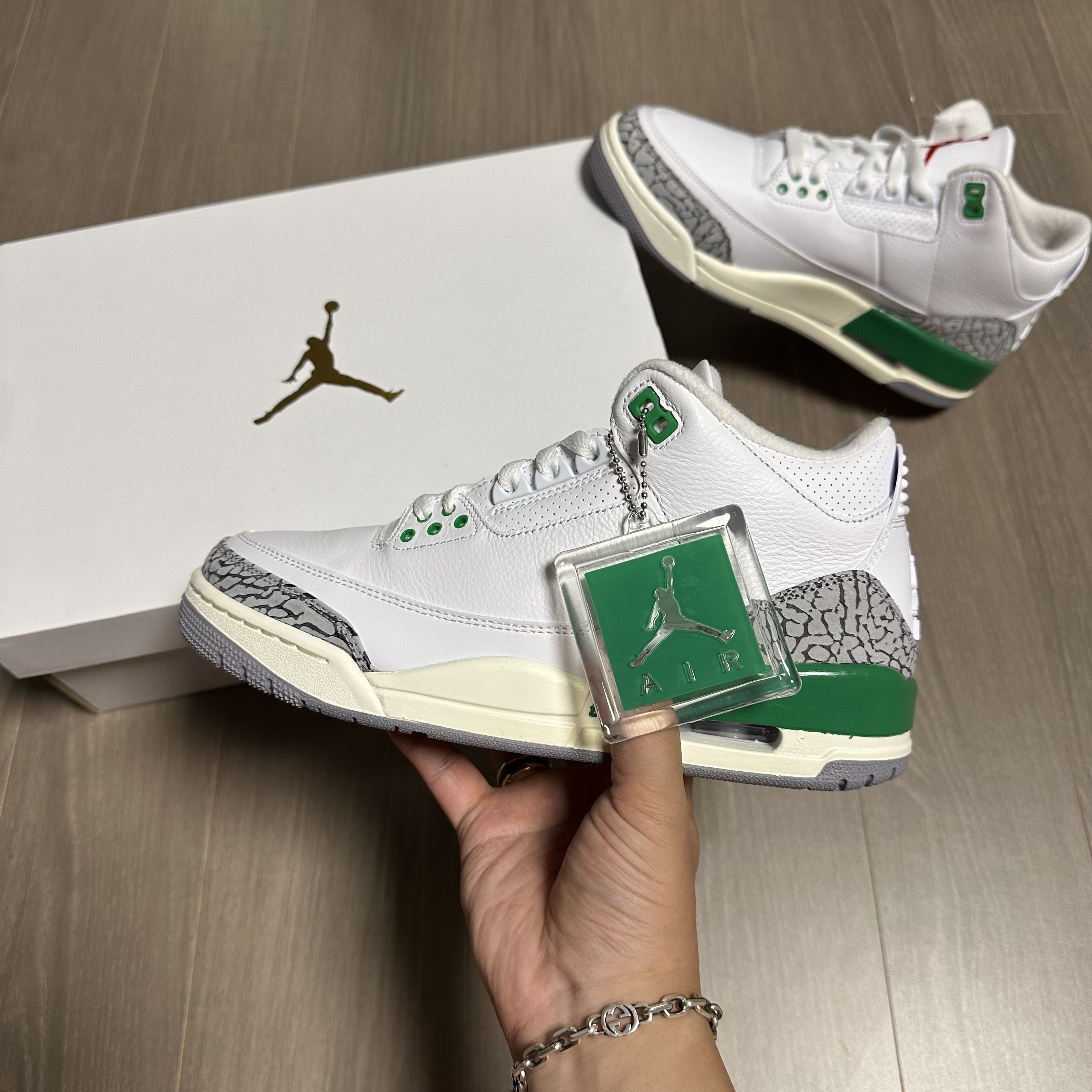 (W) Jordan 3 Retro Lucky Green 착용 스타일 - 1