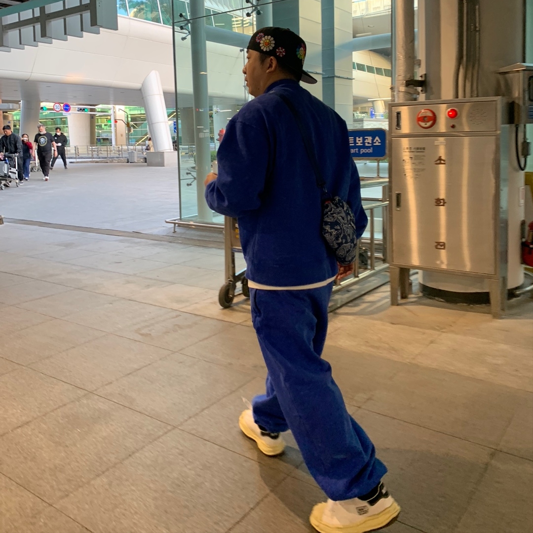 Nike x Stussy NRG Acid Washed Crewneck Game Royal (DR4024-480), Nike x Stussy NRG Acid Washed Fleece Pants Game Royal (DR4025-480) 착용 스타일 - 3