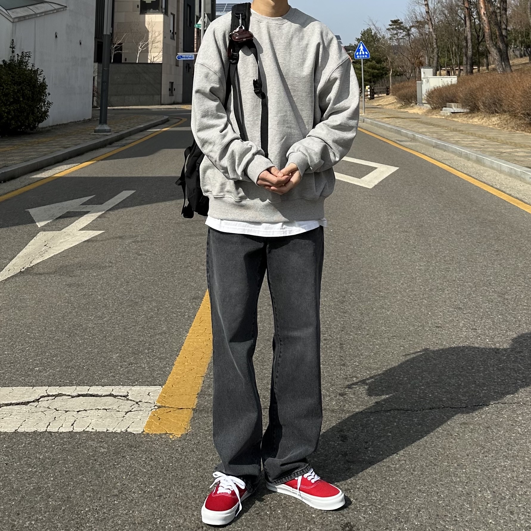 Vans Vault OG Authentic LX Red 착용 스타일 - 1