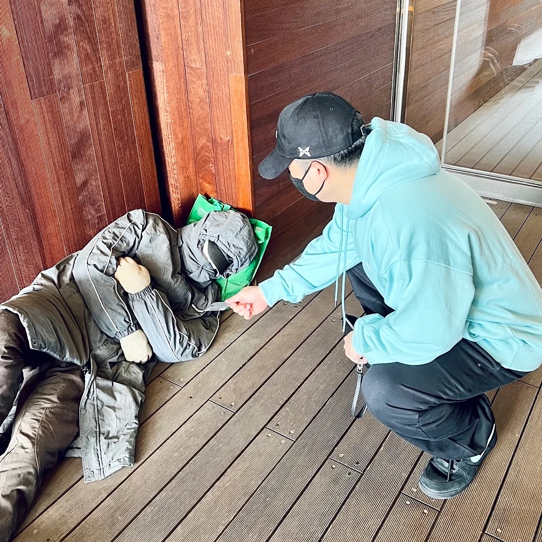 Nike x Tiffany & Co. Air Force 1 Low SP 1837 착용 스타일 - 3