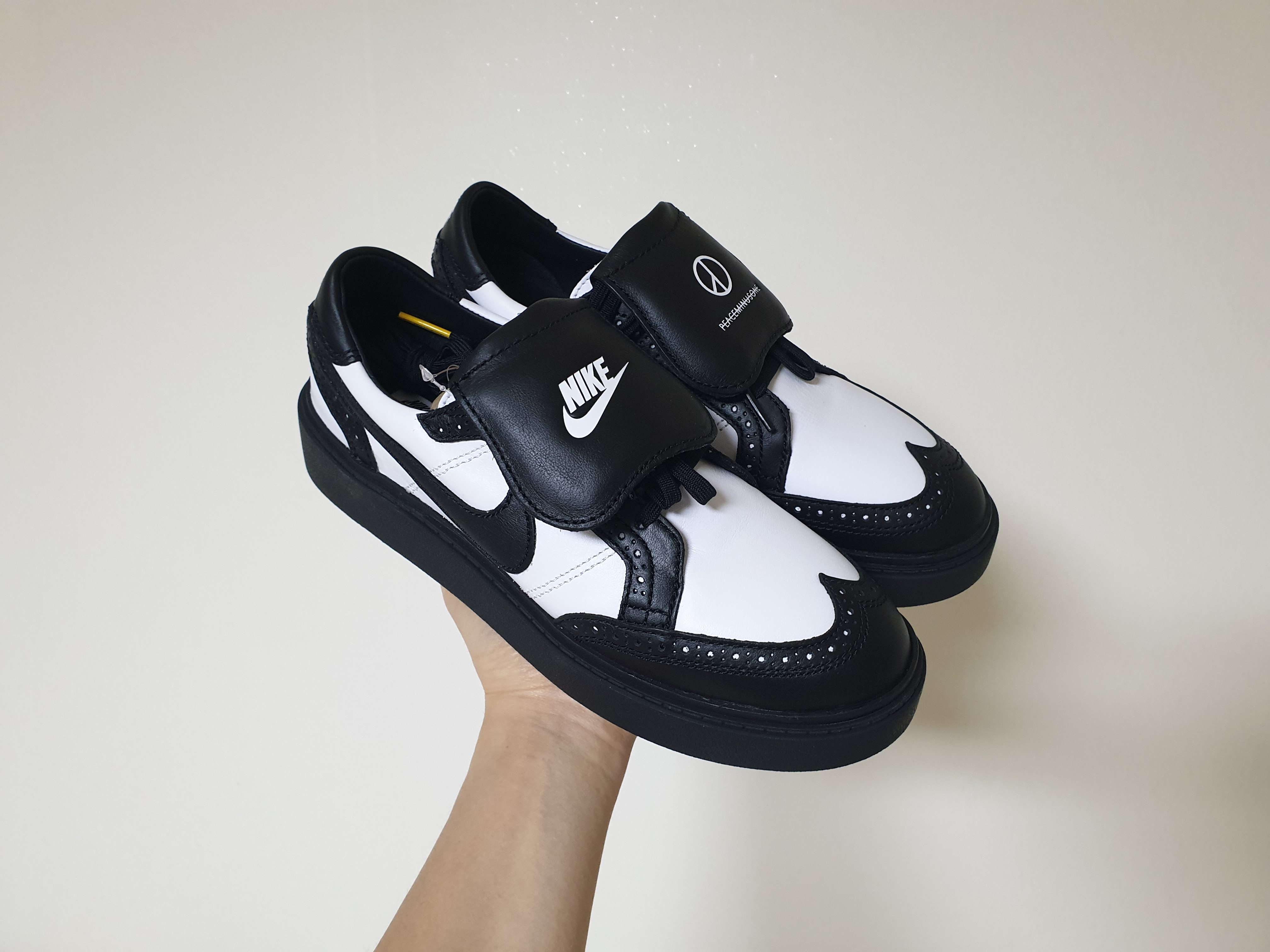 Nike x Peaceminusone Kwondo1 Black and White 착용 스타일