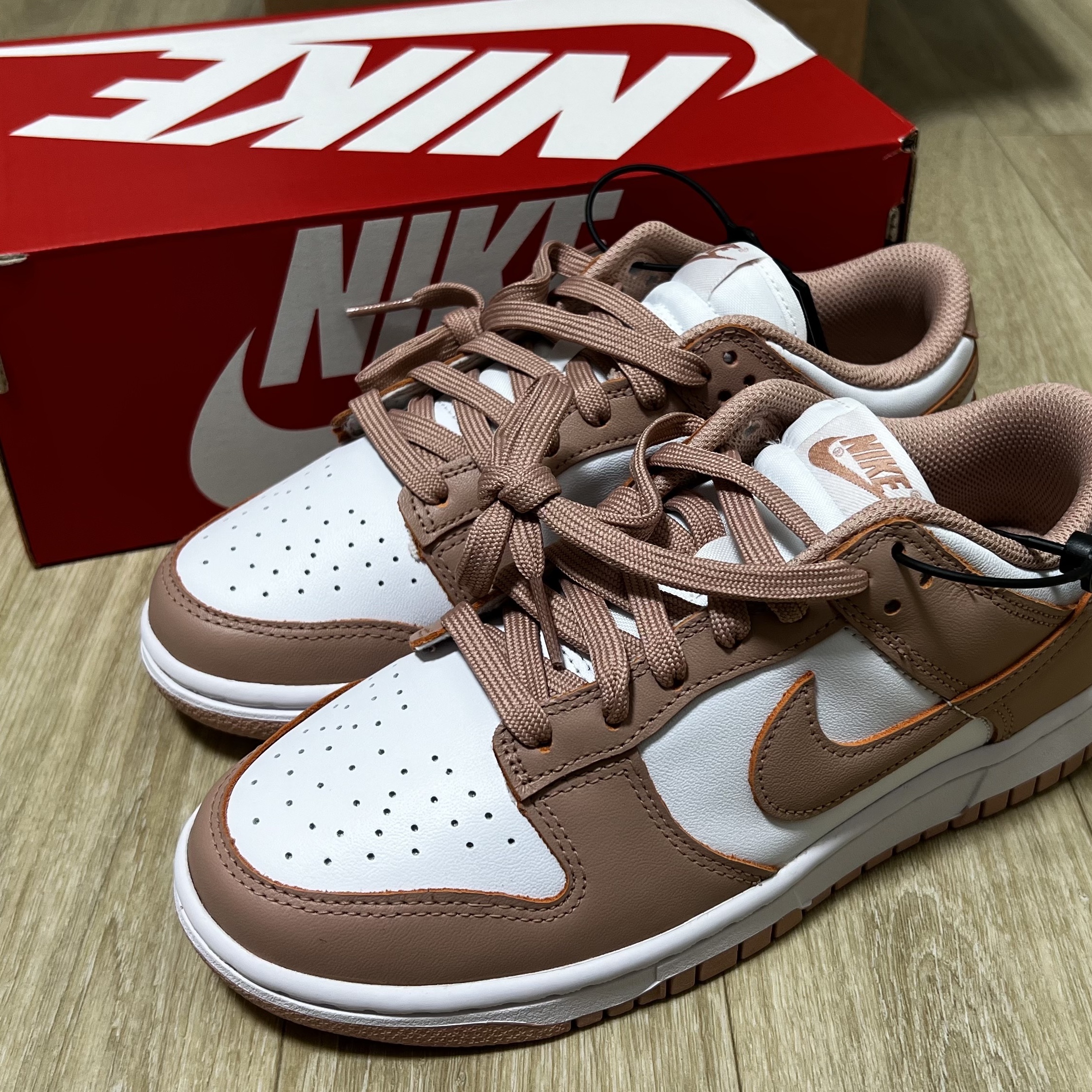 (W) Nike Dunk Low Rose Whisper 착용 스타일
