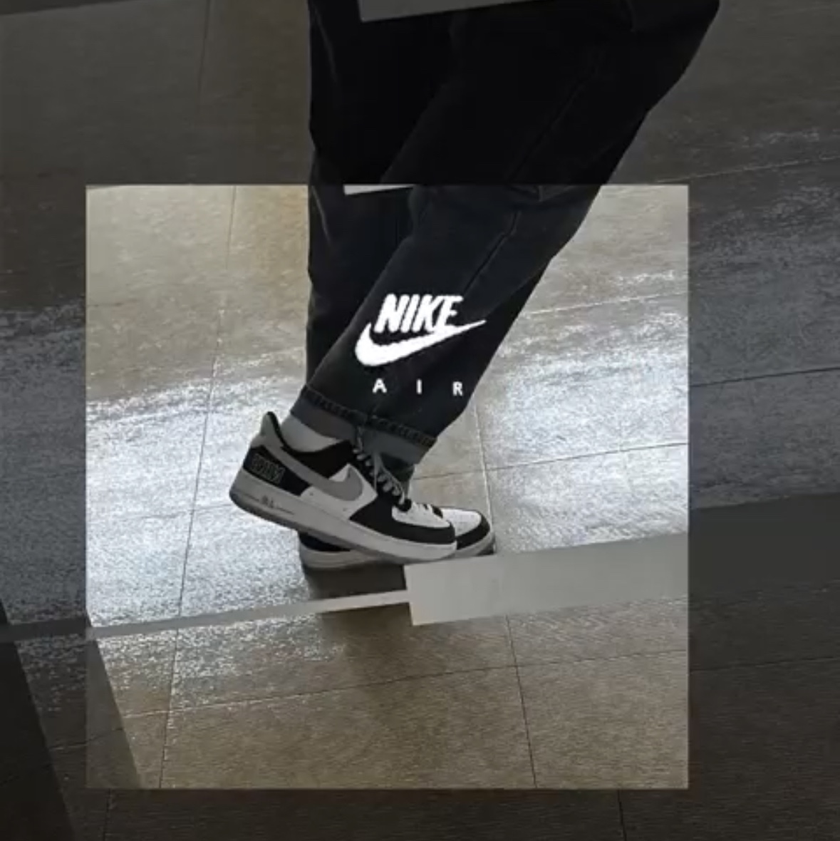 Nike Air Force 1 '07 LV8 EMB Black Silver 착용 스타일