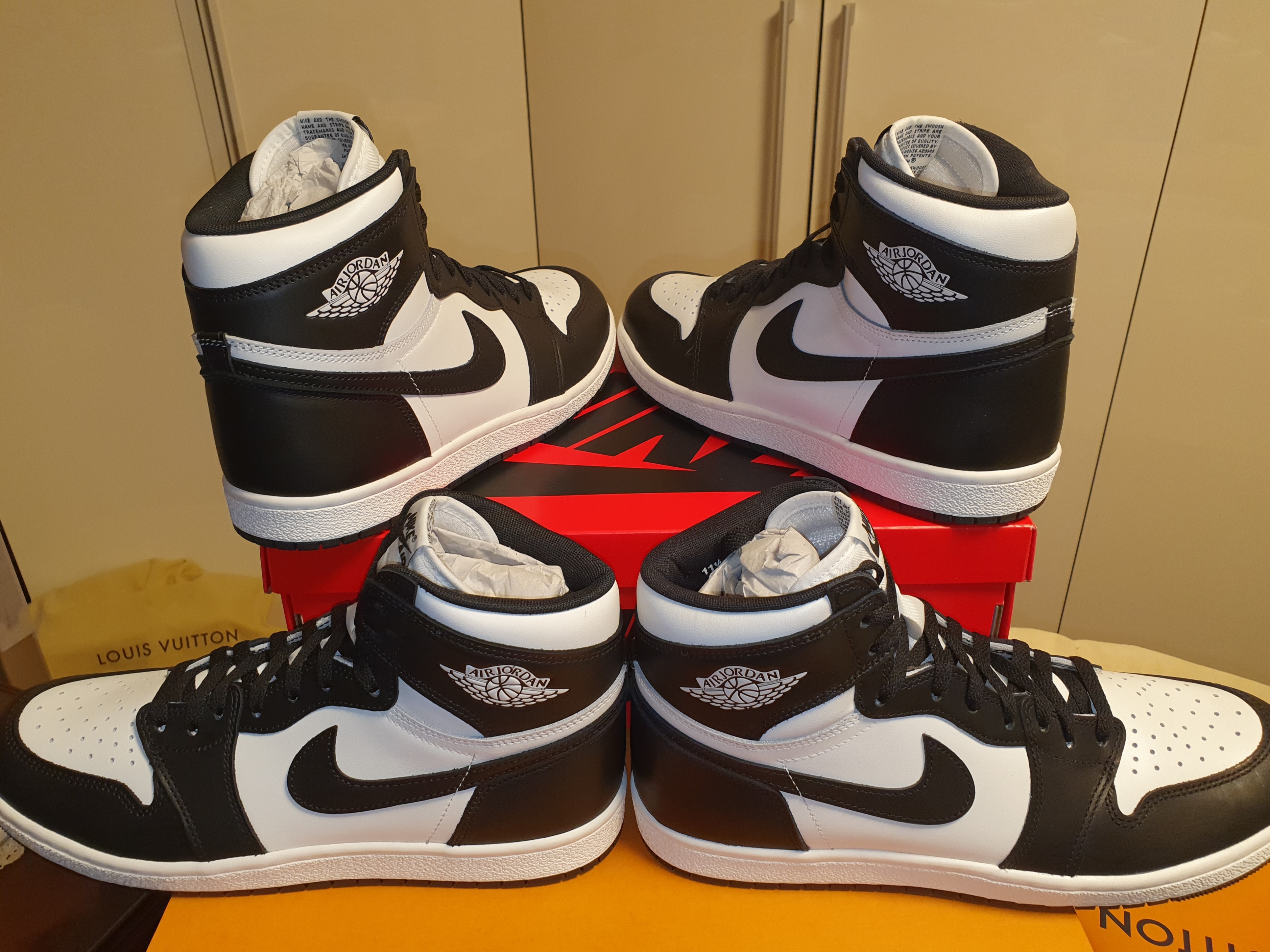 Jordan 1 High 85 Black White 착용 스타일