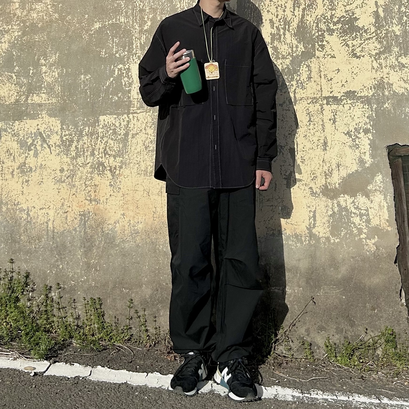 New Balance x Tokyo Design Studio R_C 1300 Black Mallard Blue 착용 스타일 - 1