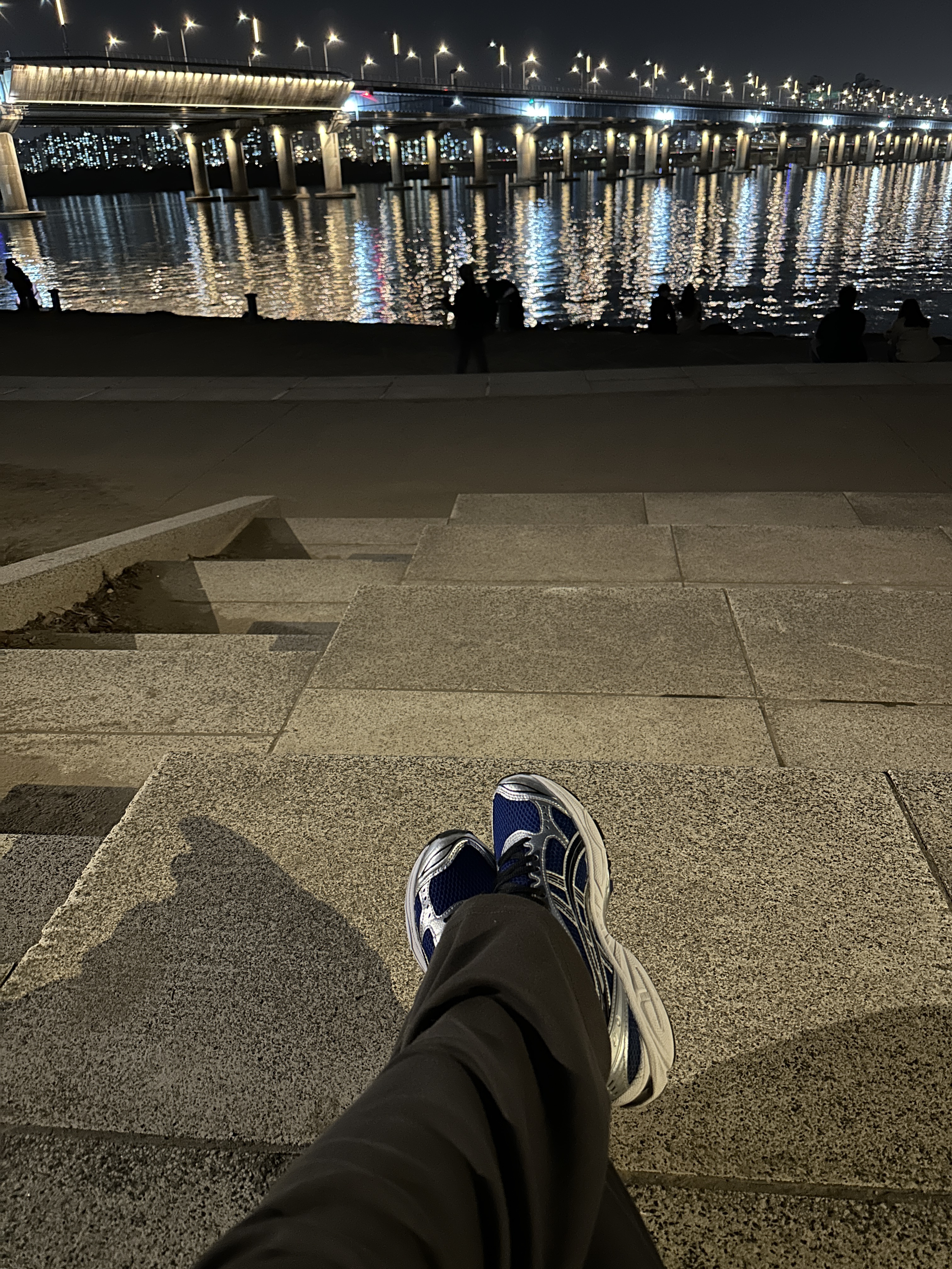 Asics Gel-Kayano 14 Monaco Blue Black 착용 스타일