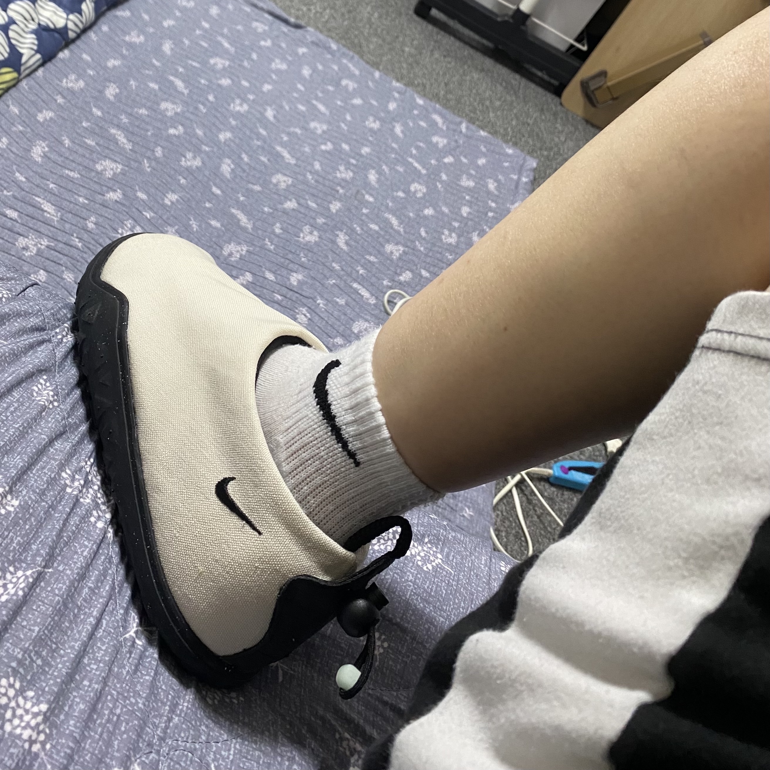 Nike ACG Moc Summit White and Black 착용 스타일 - 4