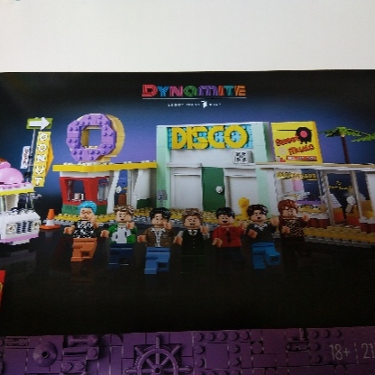 Lego BTS Dynamite 착용 스타일