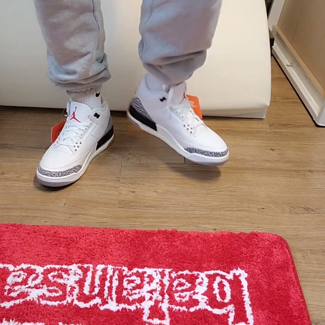 Jordan 3 Retro White Cement Reimagined 착용 스타일 - 1