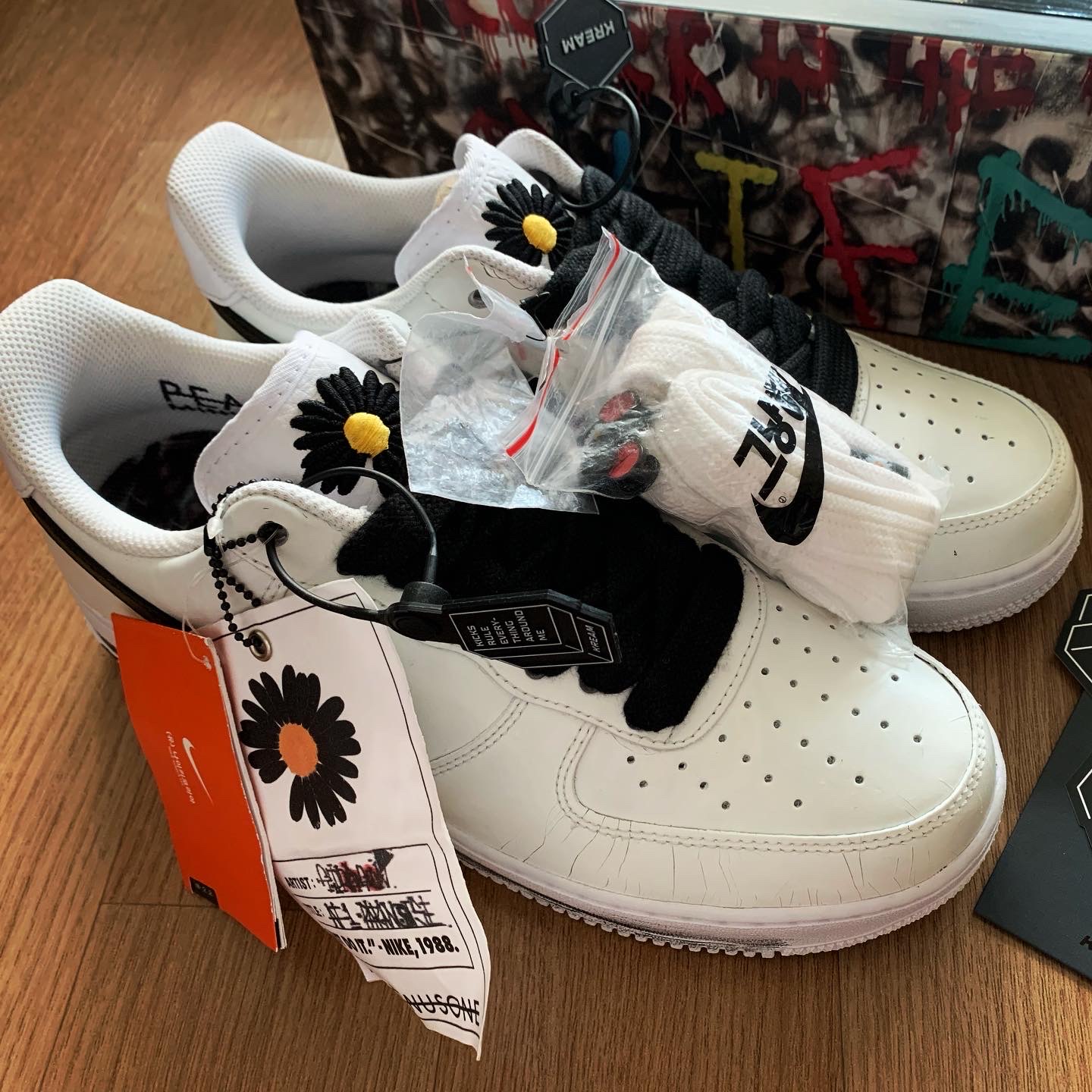 Nike x Peaceminusone Air Force 1 Low Para-Noise 2.0 착용 스타일 - 3