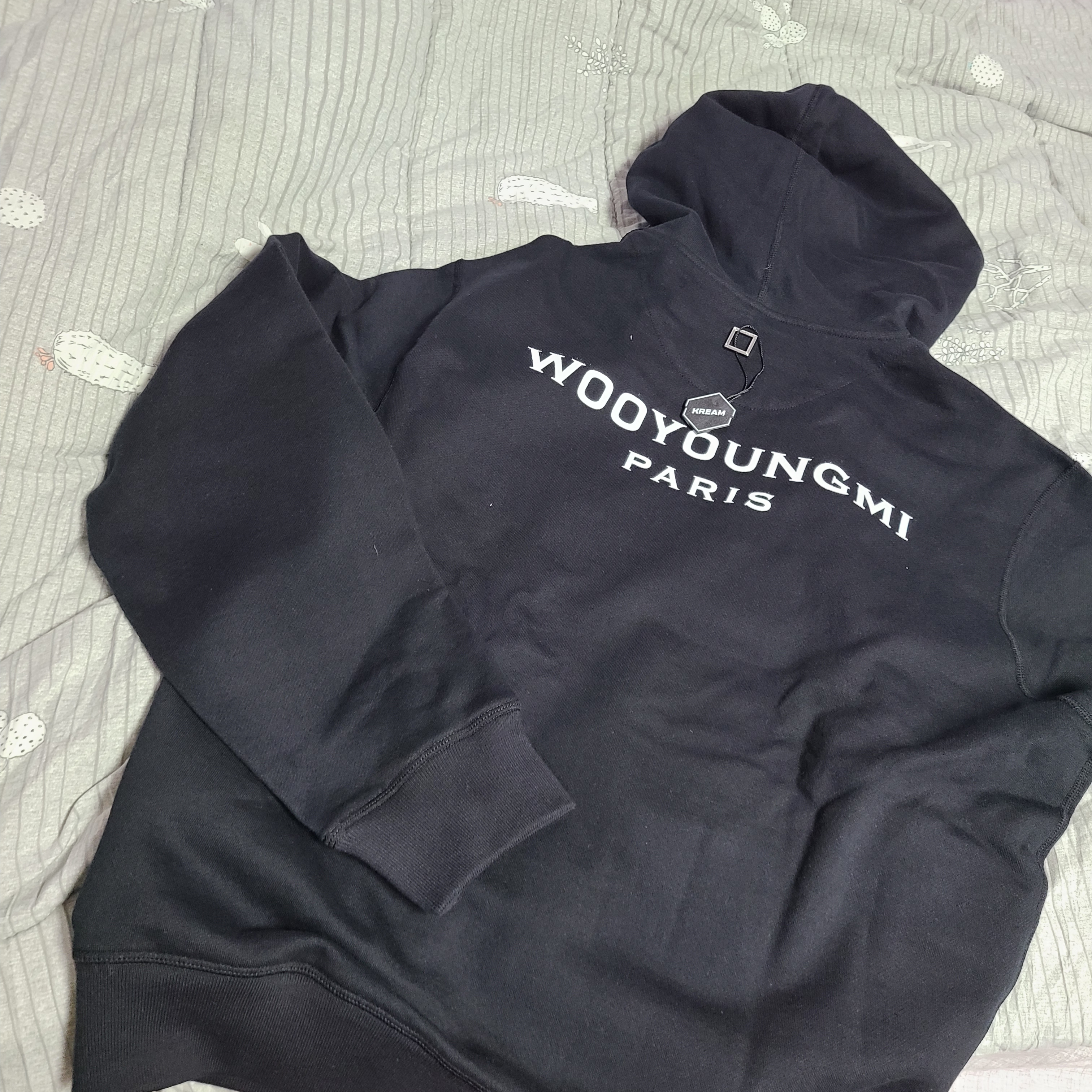 Wooyoungmi Cotton Back Logo Hooded Sweatshirt Black - 23SS 착용 스타일