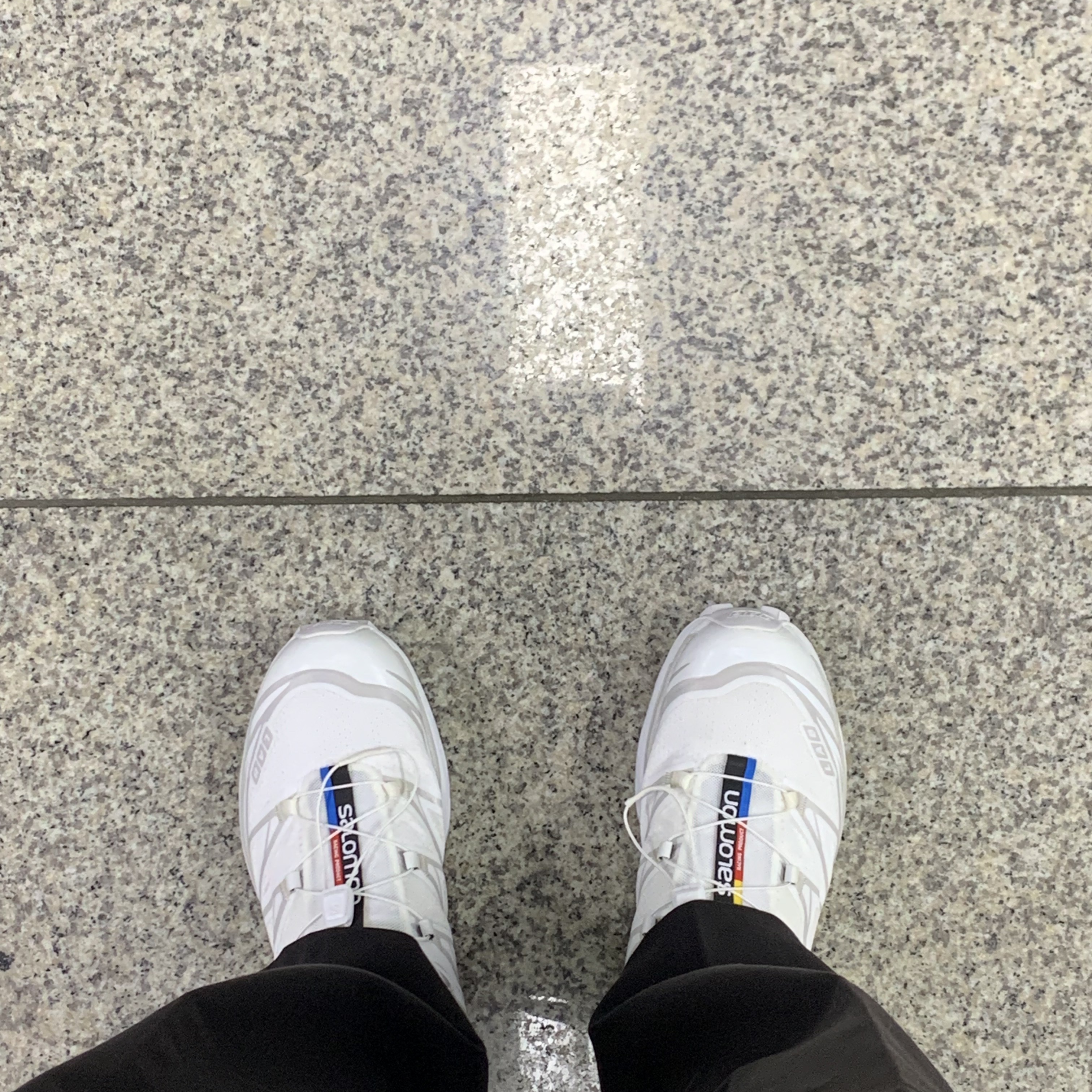 Salomon XT-6 ADV White 착용 스타일