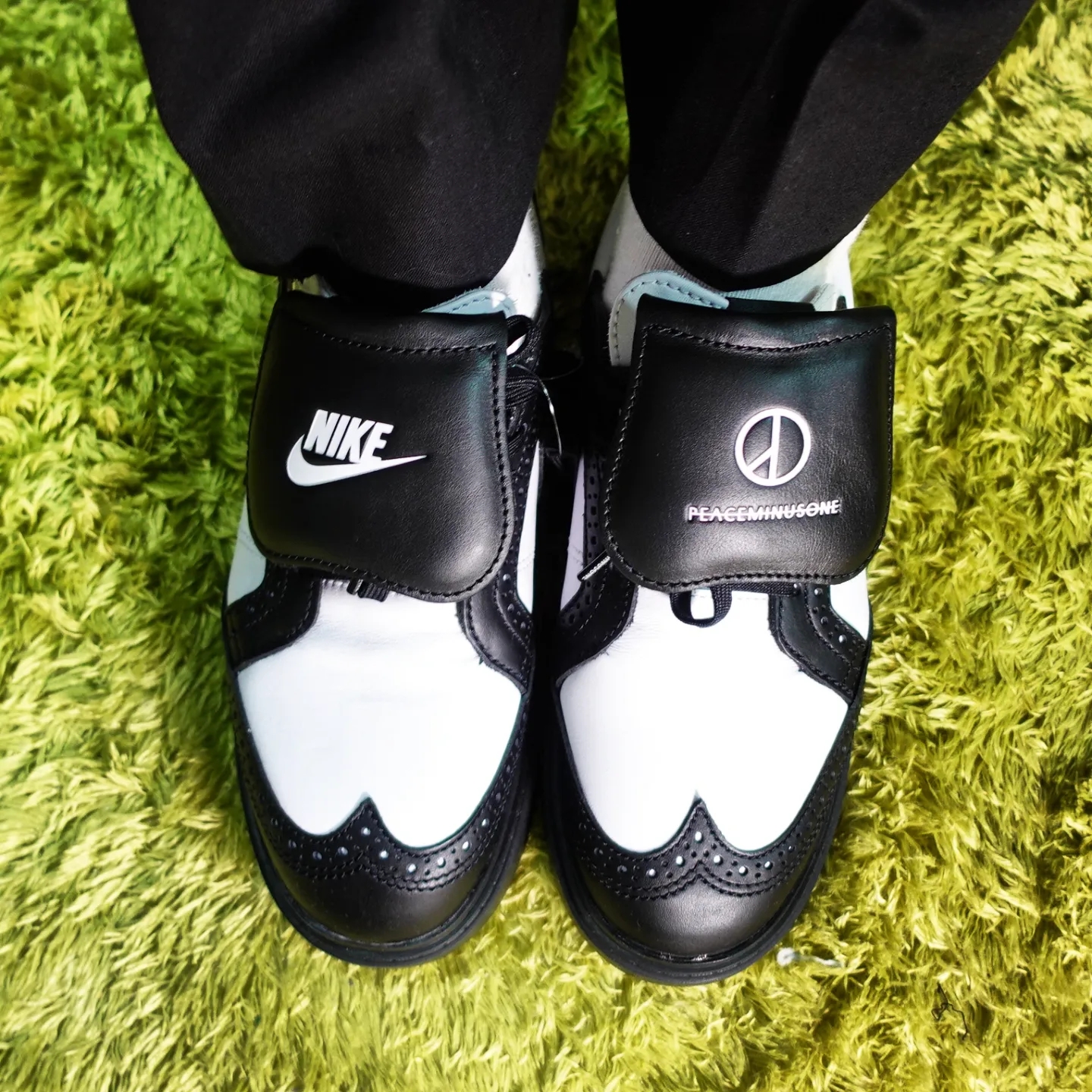 Nike x Peaceminusone Kwondo1 Black and White 착용 스타일 - 3