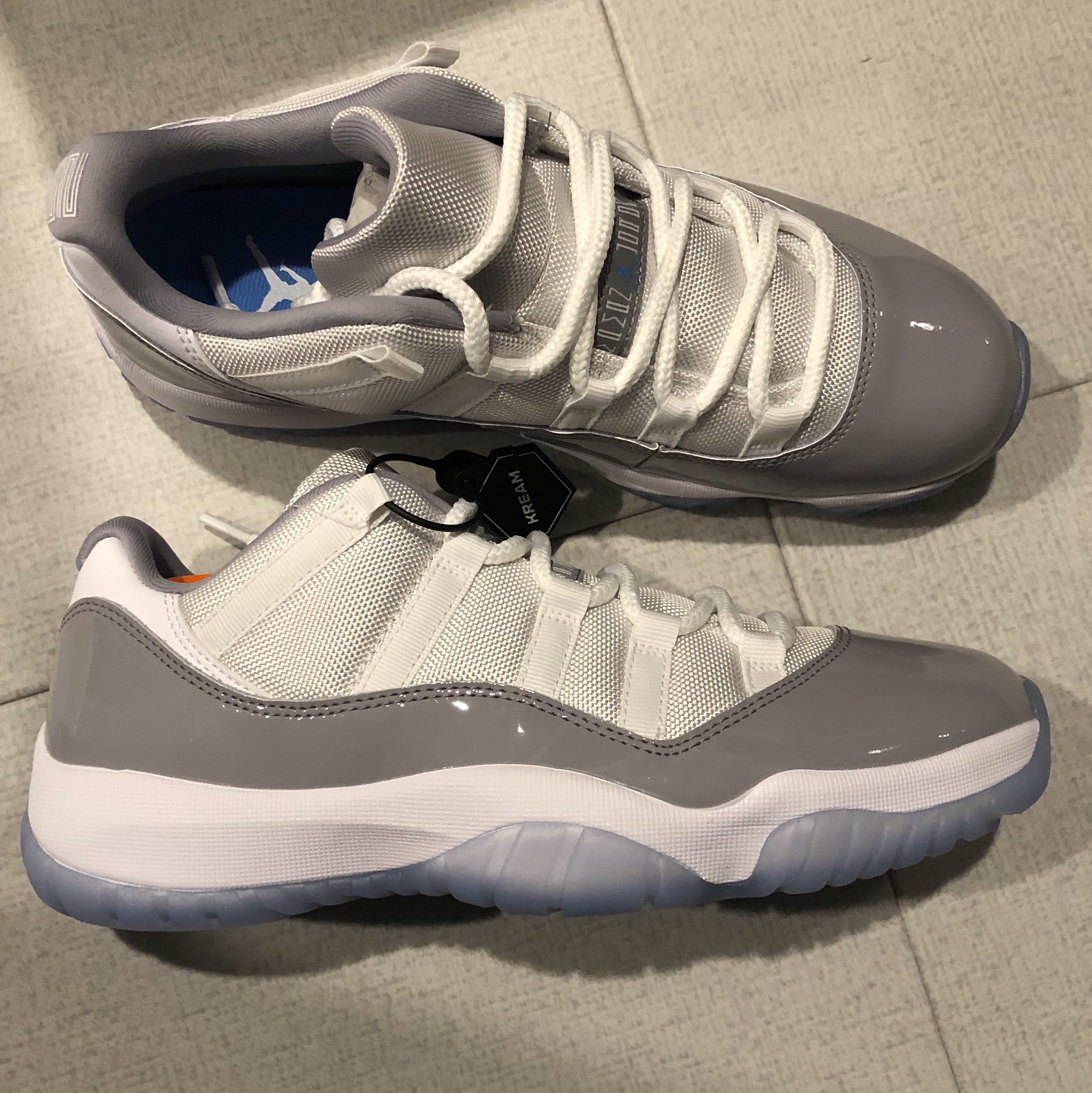 Jordan 11 Retro Low Cement Grey 착용 스타일
