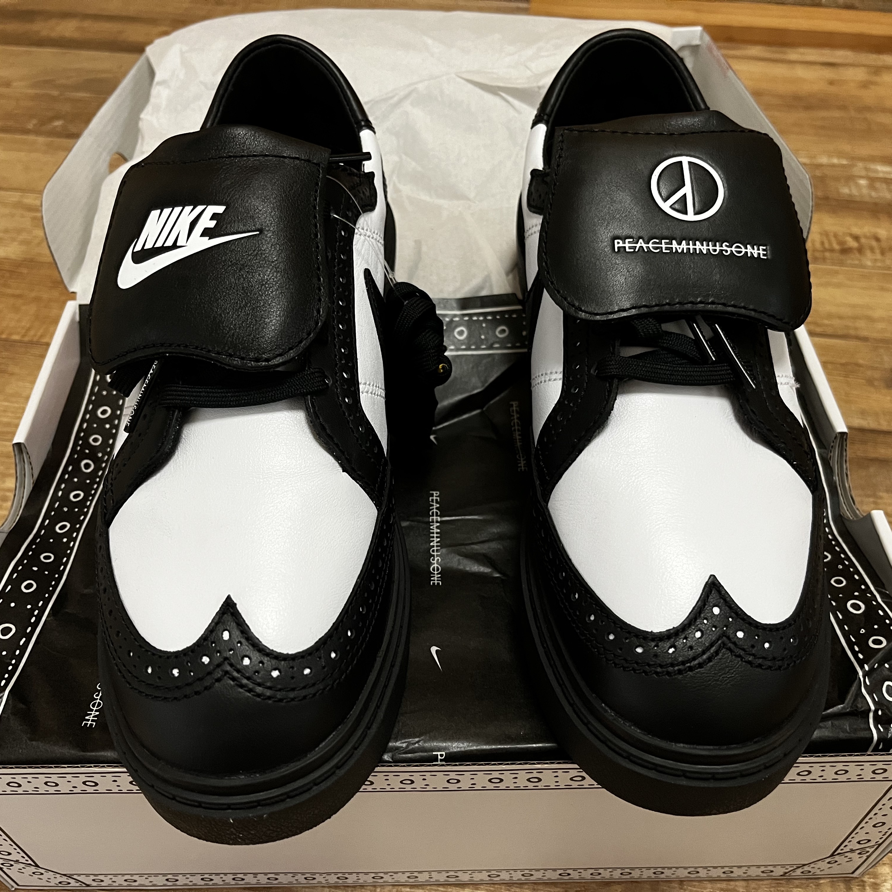 Nike x Peaceminusone Kwondo1 Black and White 착용 스타일 - 3