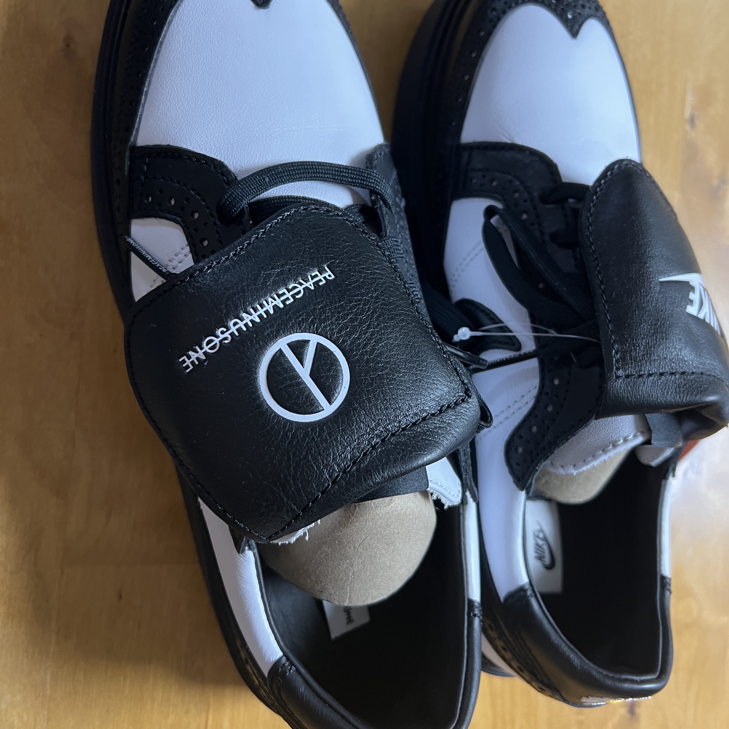 Nike x Peaceminusone Kwondo1 Black and White 착용 스타일 - 4