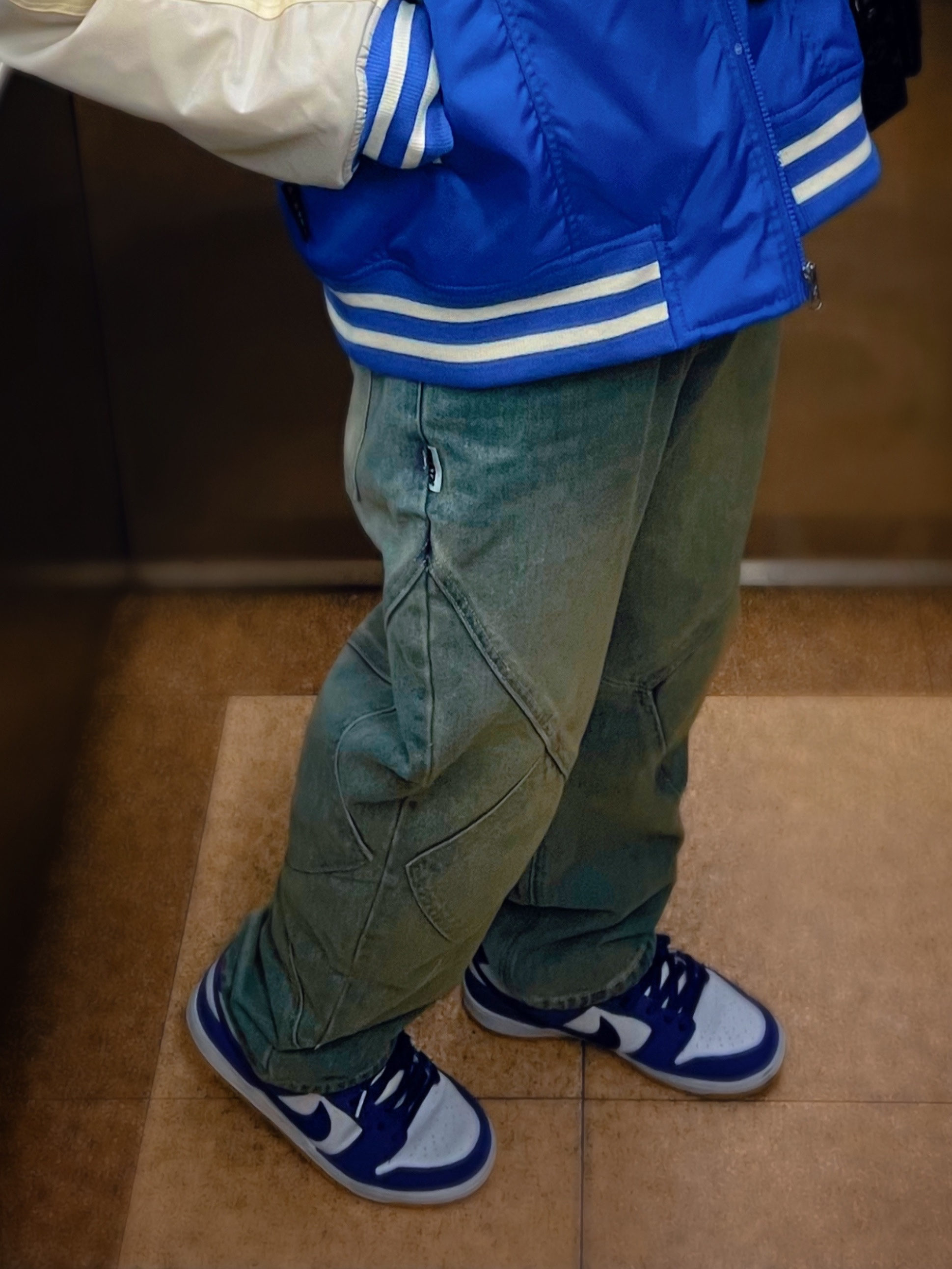 Converse x Ader Error Shapes Varsity Jacket Cobalt, Nike SB Dunk Low Pro Premium Deep Royal Blue 착용 스타일 - 2