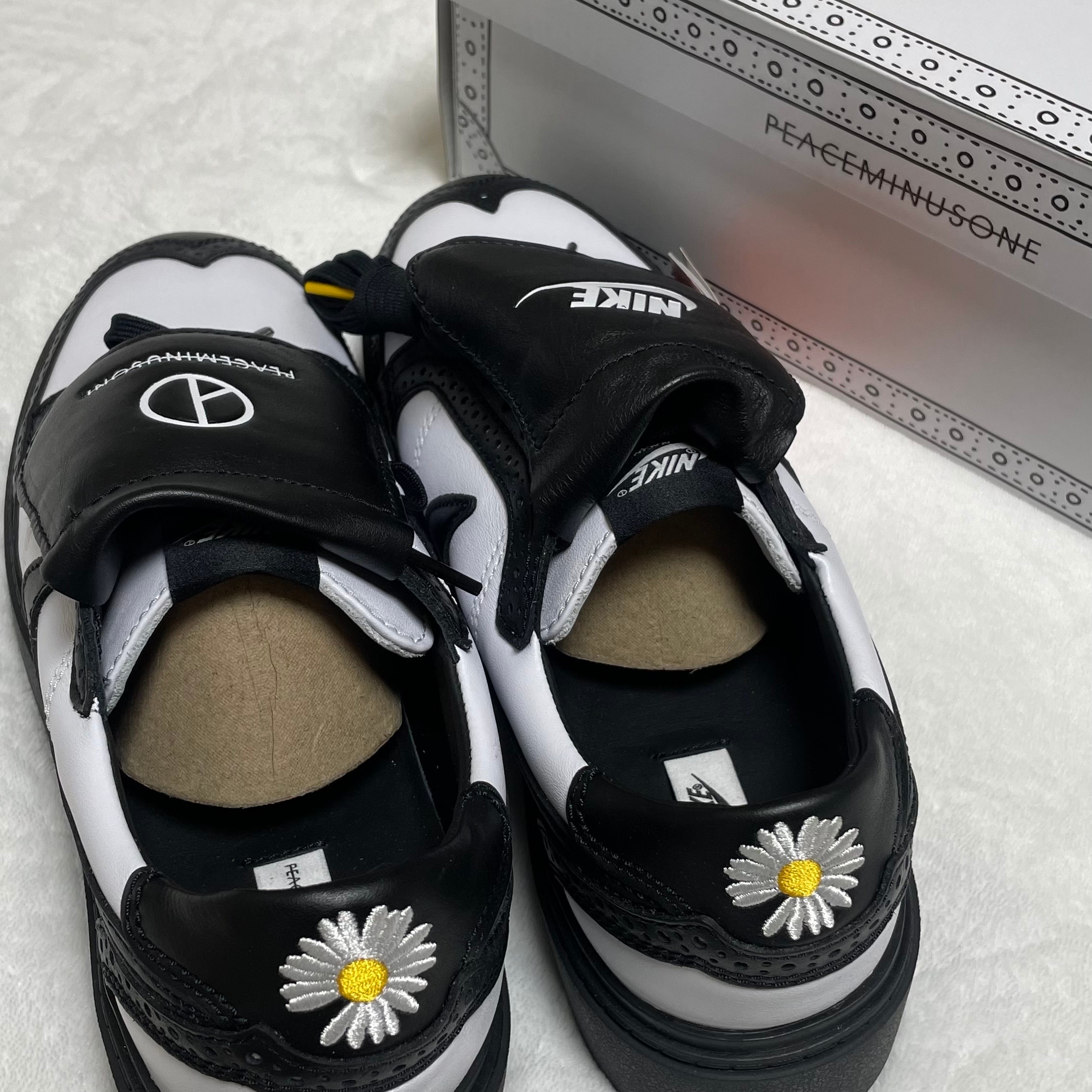 Nike x Peaceminusone Kwondo1 Black and White 착용 스타일