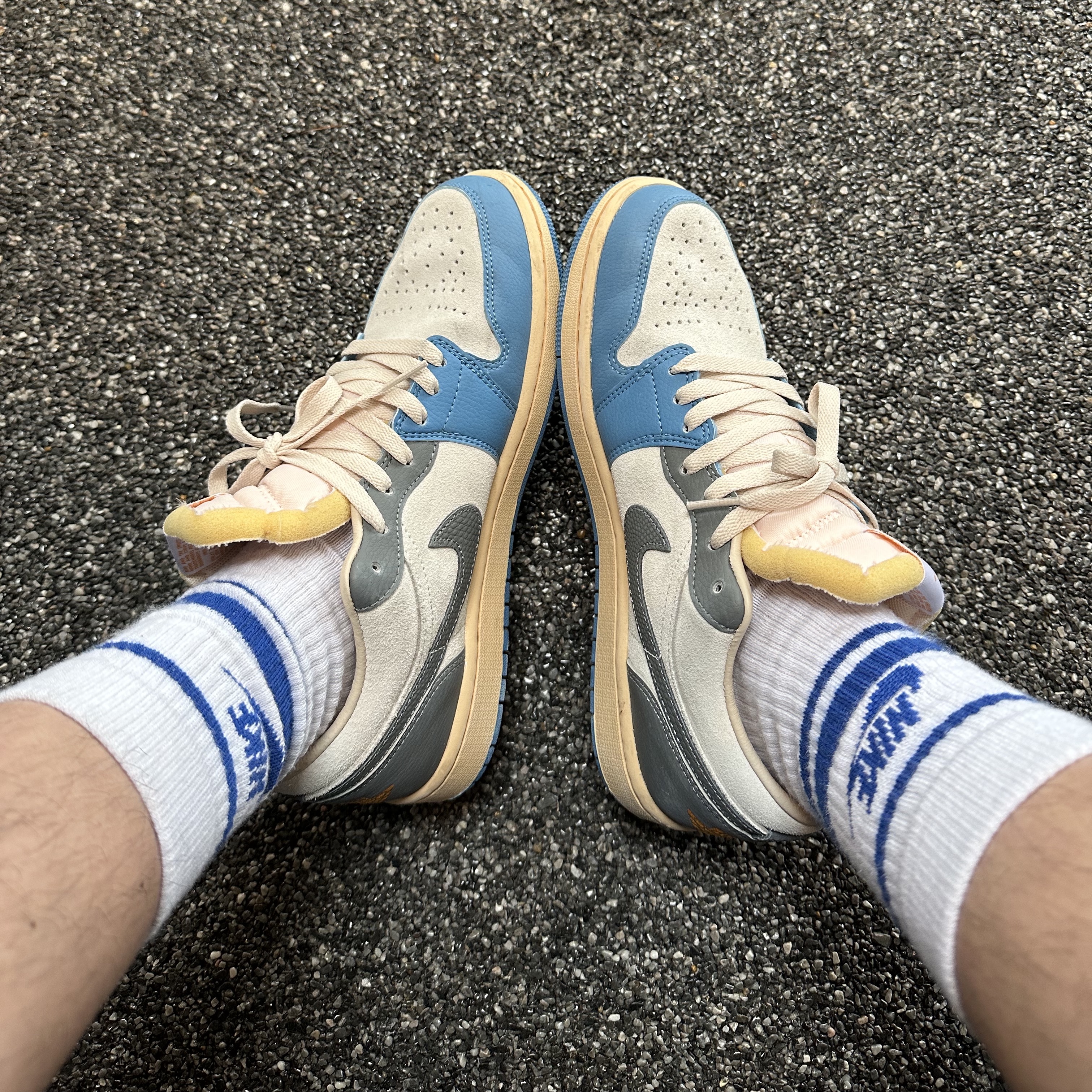 Jordan 1 Low SE Tokyo 96 착용 스타일
