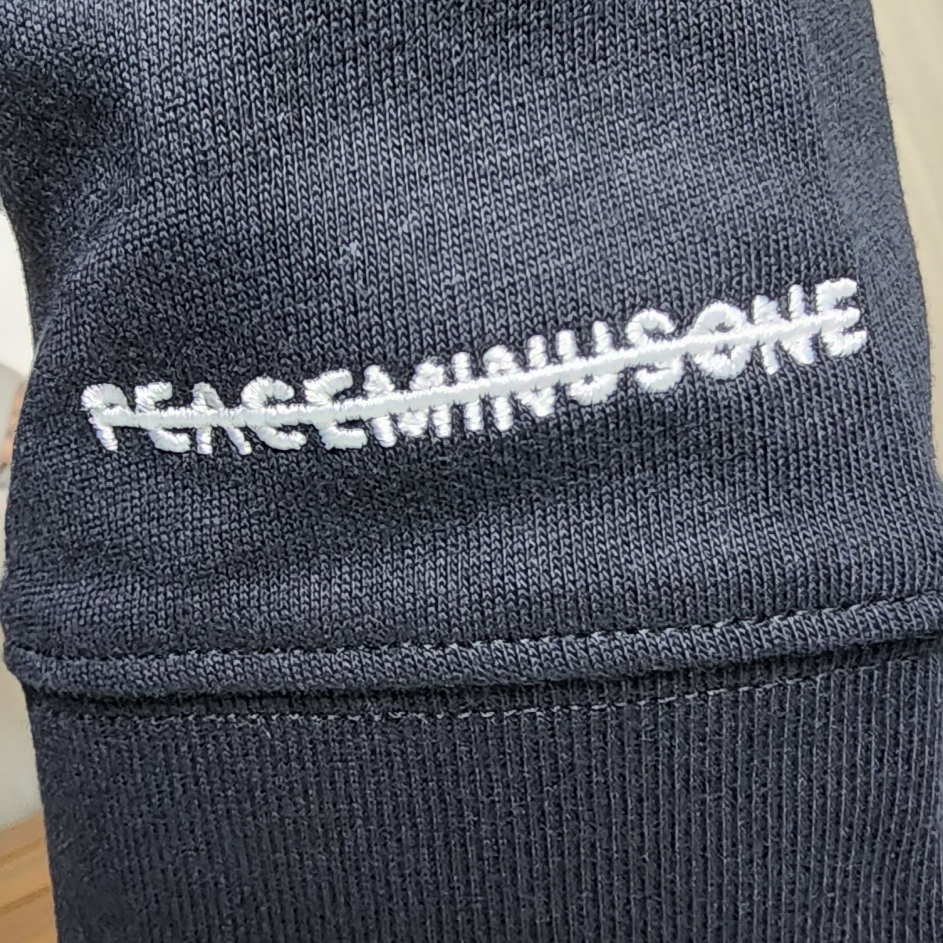 Nike x Peaceminusone LS T-Shirt Black (DR0098-010) 착용 스타일 - 2
