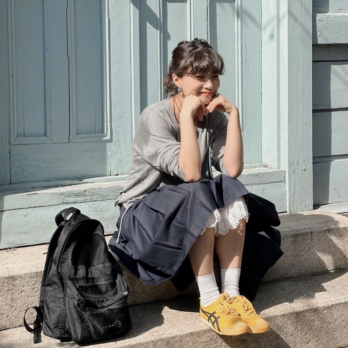 Onitsuka Tiger Mexico 66 Yellow Black 착용 스타일 - 2