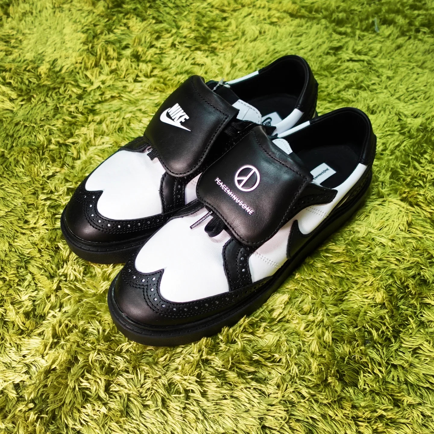 Nike x Peaceminusone Kwondo1 Black and White 착용 스타일 - 1