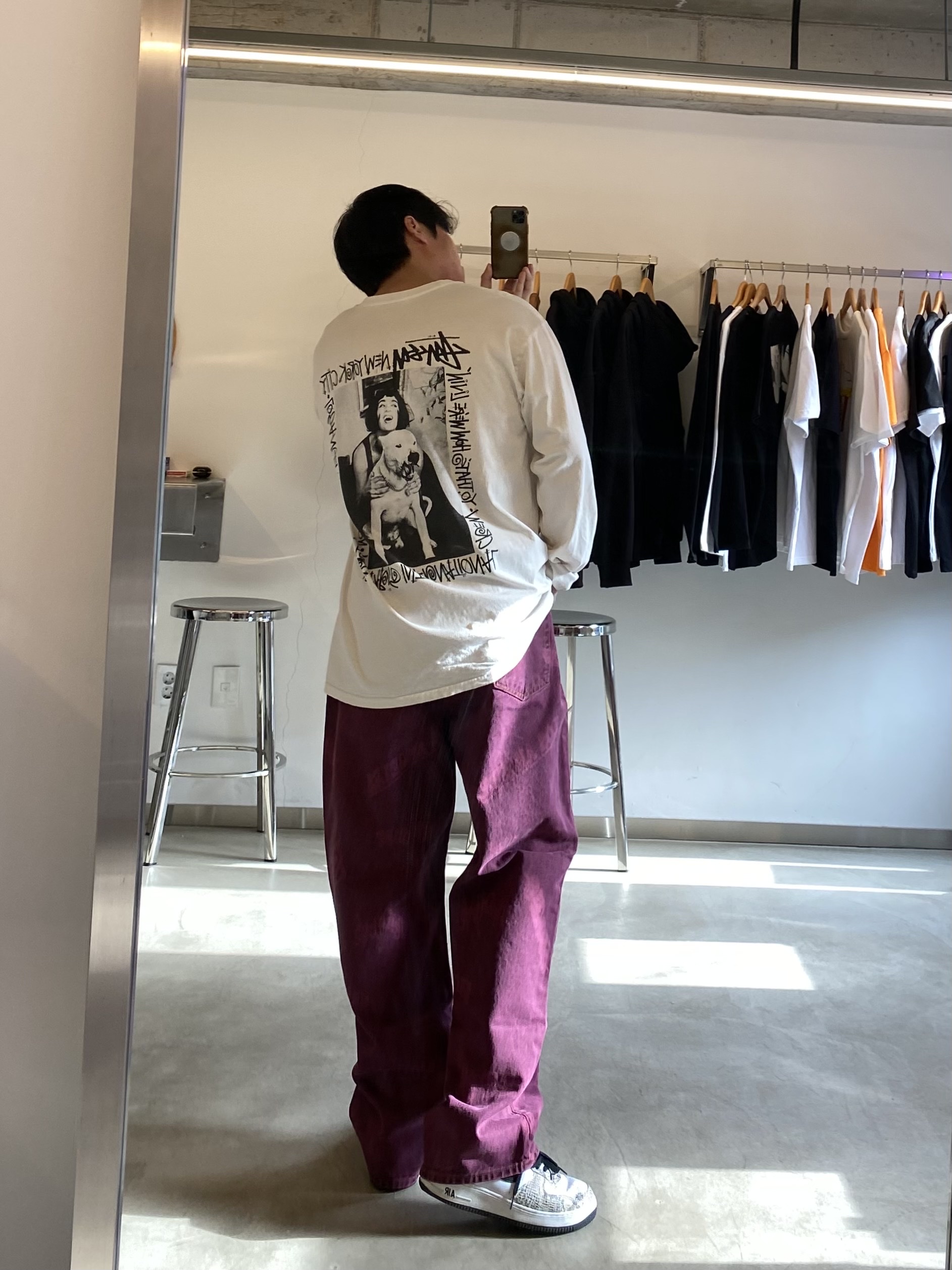 Stussy Worldwide Big OL' Jeans Fuchsia, Nike Air Force 1 Low Retro Cocoa Snake 2018 착용 스타일 - 3
