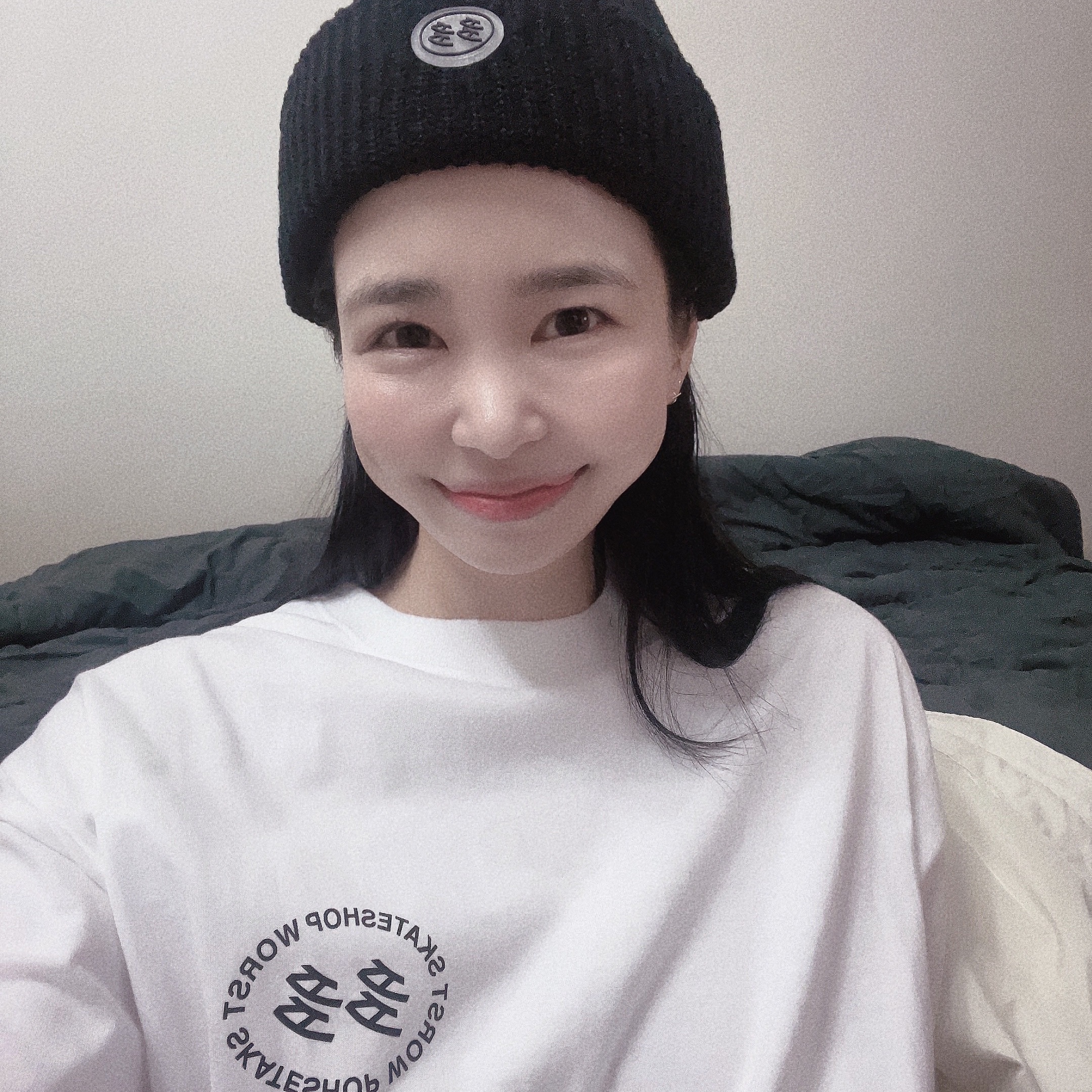 Dada Logo Beanie Black 착용 스타일