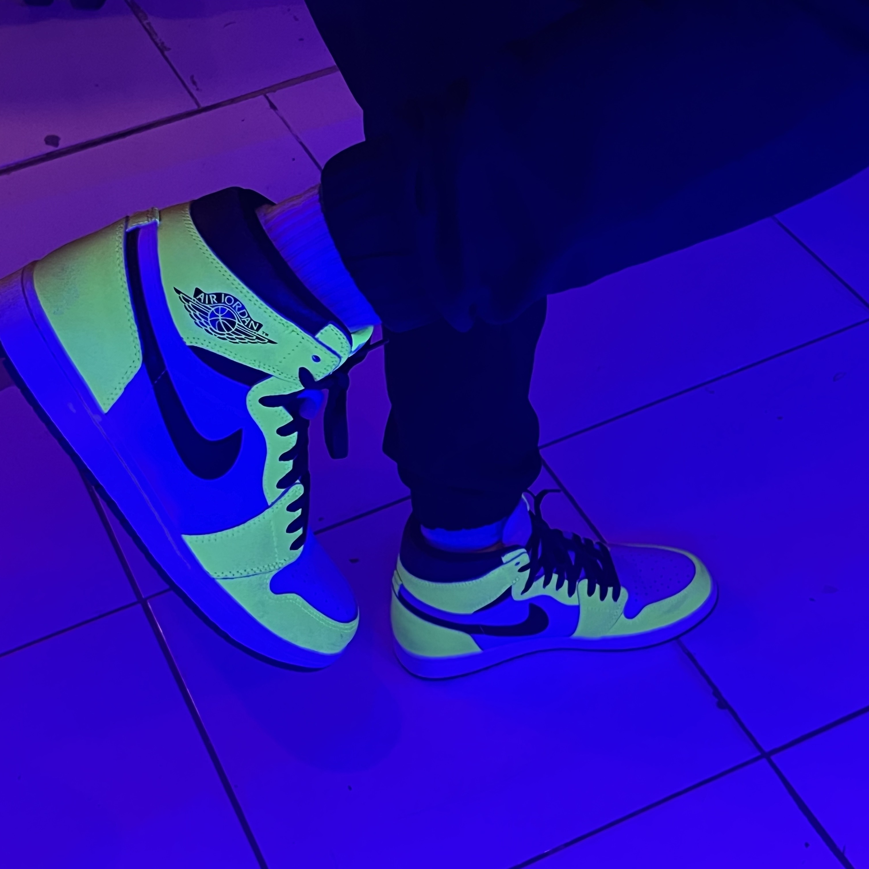 Jordan 1 Retro High OG Volt 착용 스타일