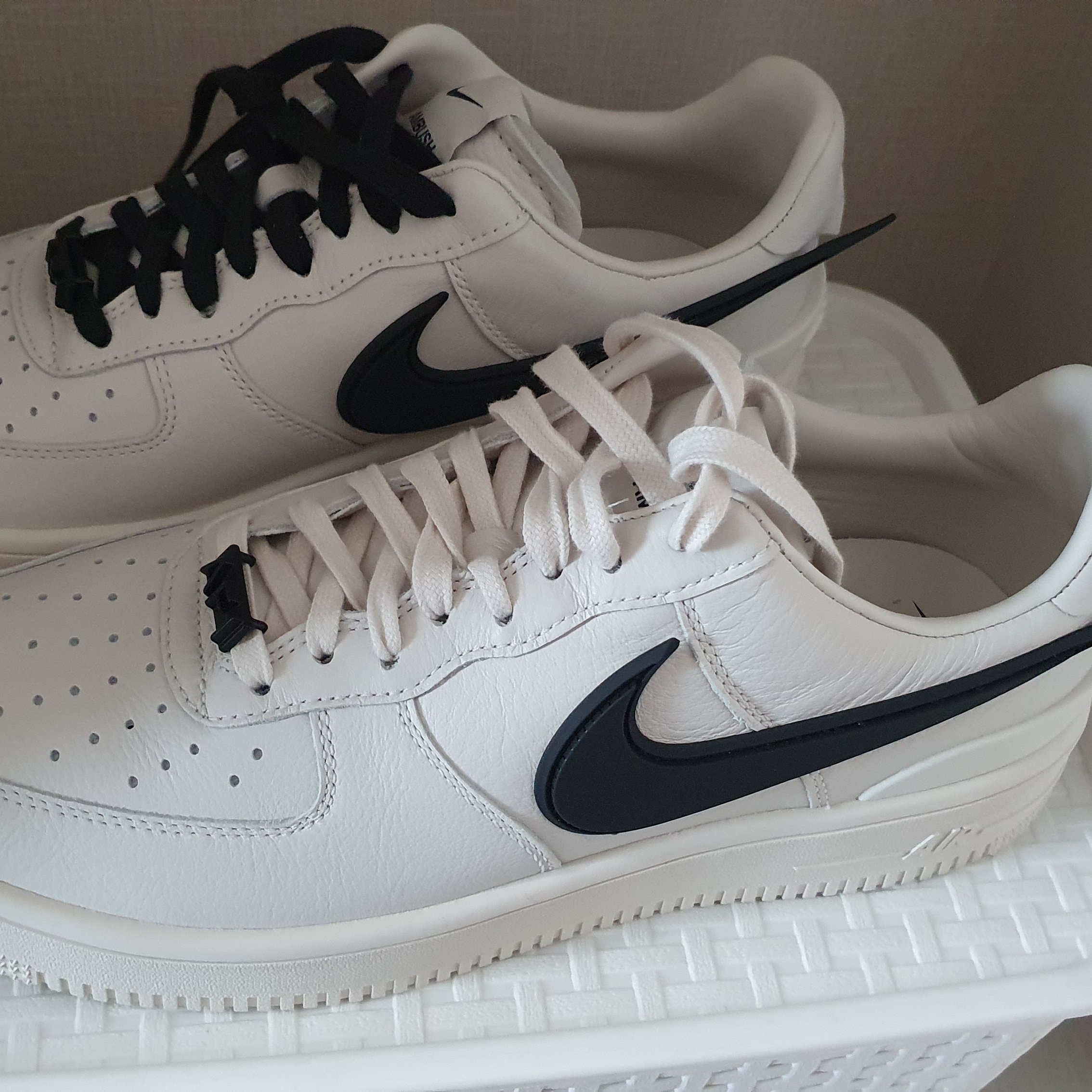 Nike x Ambush Air Force 1 Low SP Phantom 착용 스타일 - 2