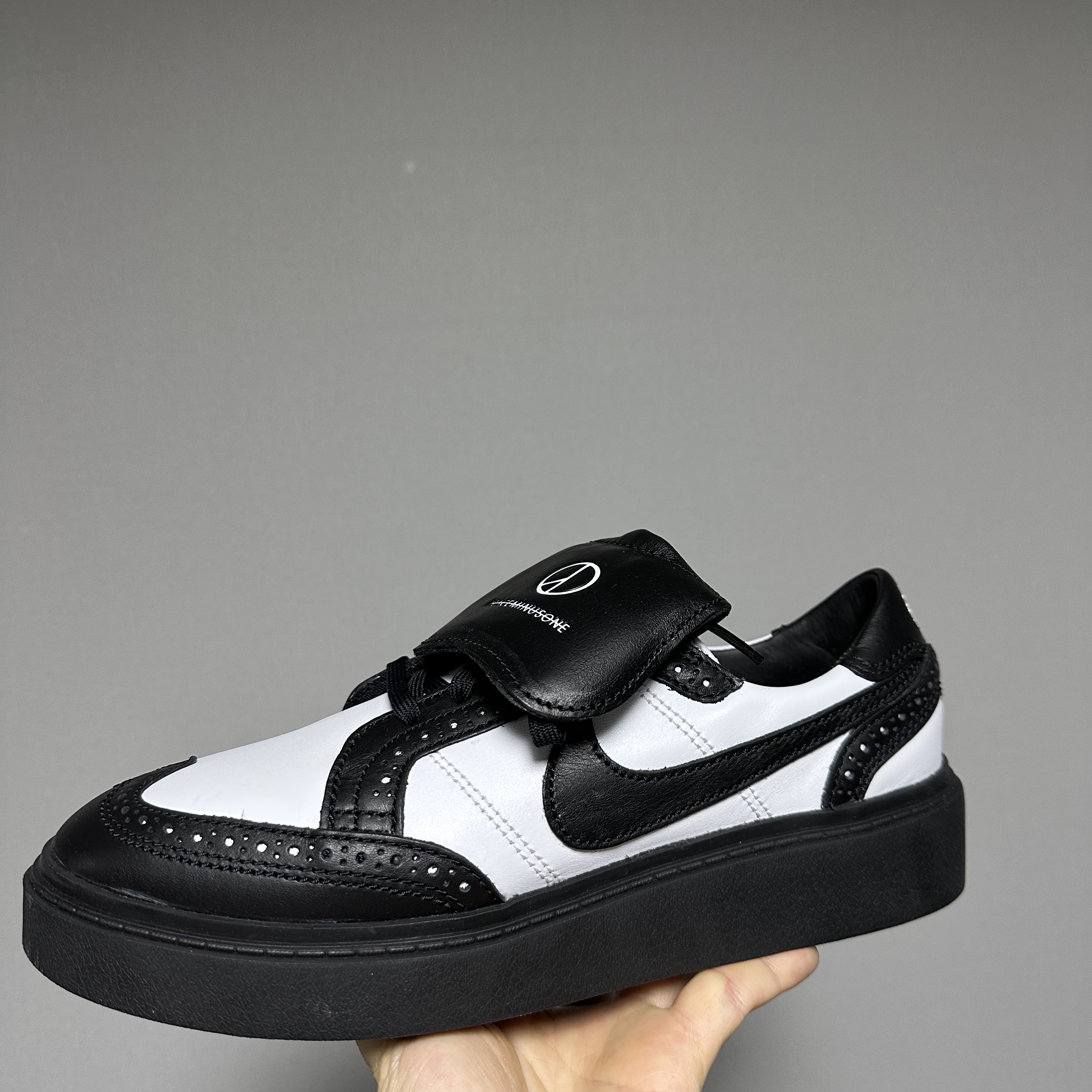 Nike x Peaceminusone Kwondo1 Black and White 착용 스타일 - 1
