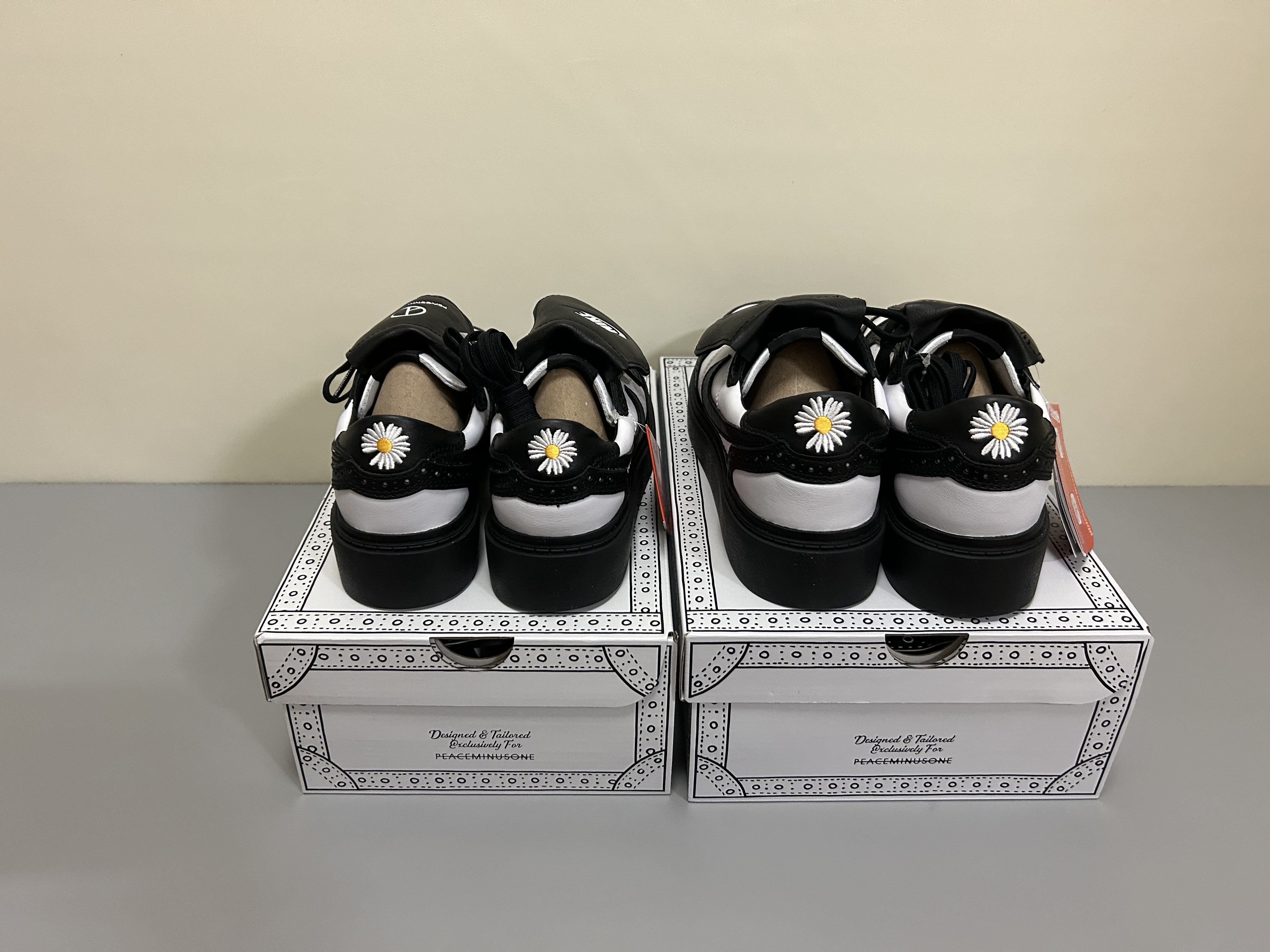 Nike x Peaceminusone Kwondo1 Black and White 착용 스타일 - 2