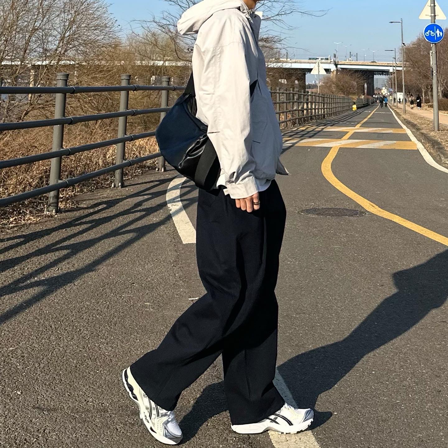 (W) Asics Gel-Kayano 14 White Midnight 착용 스타일 - 2