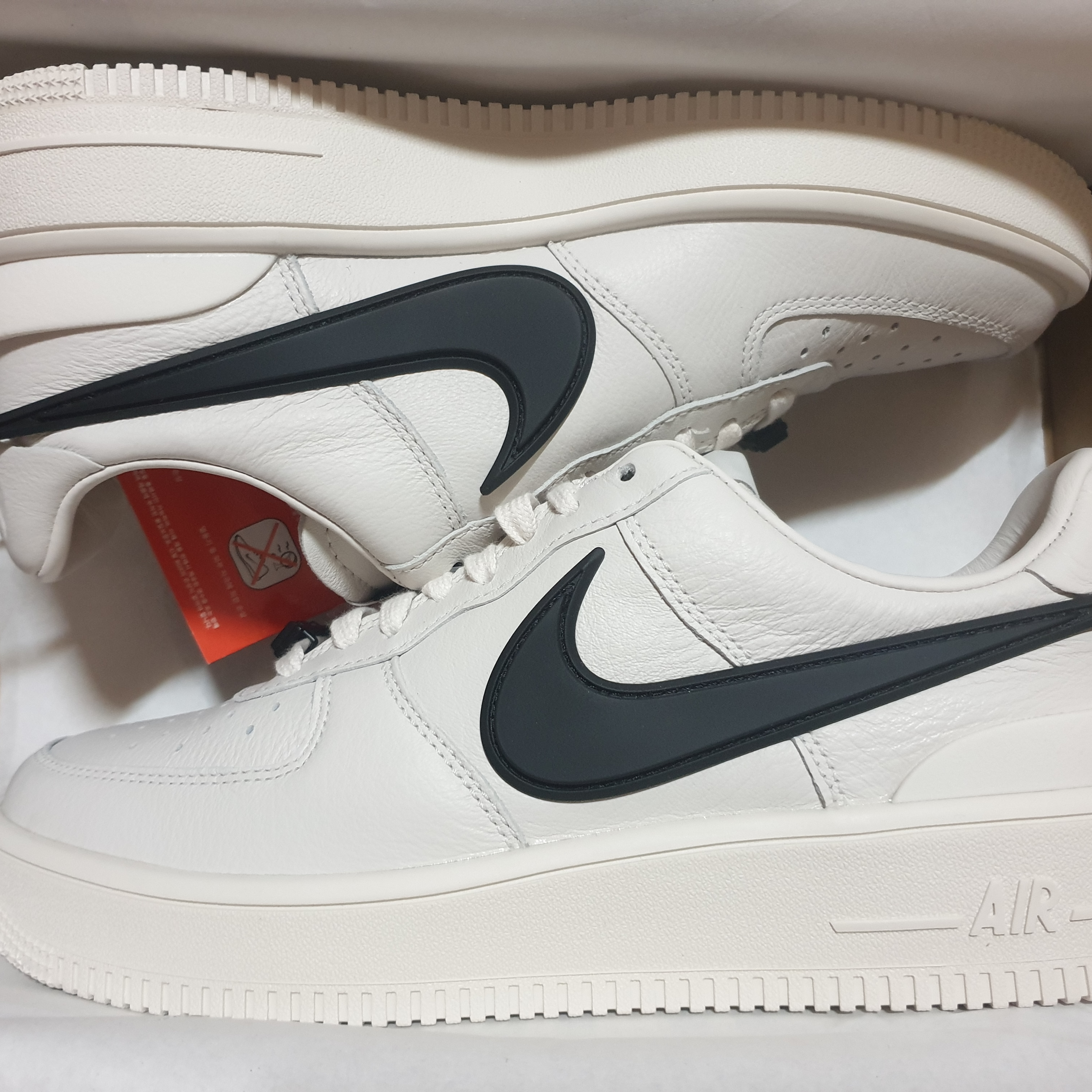 Nike x Ambush Air Force 1 Low SP Phantom 착용 스타일