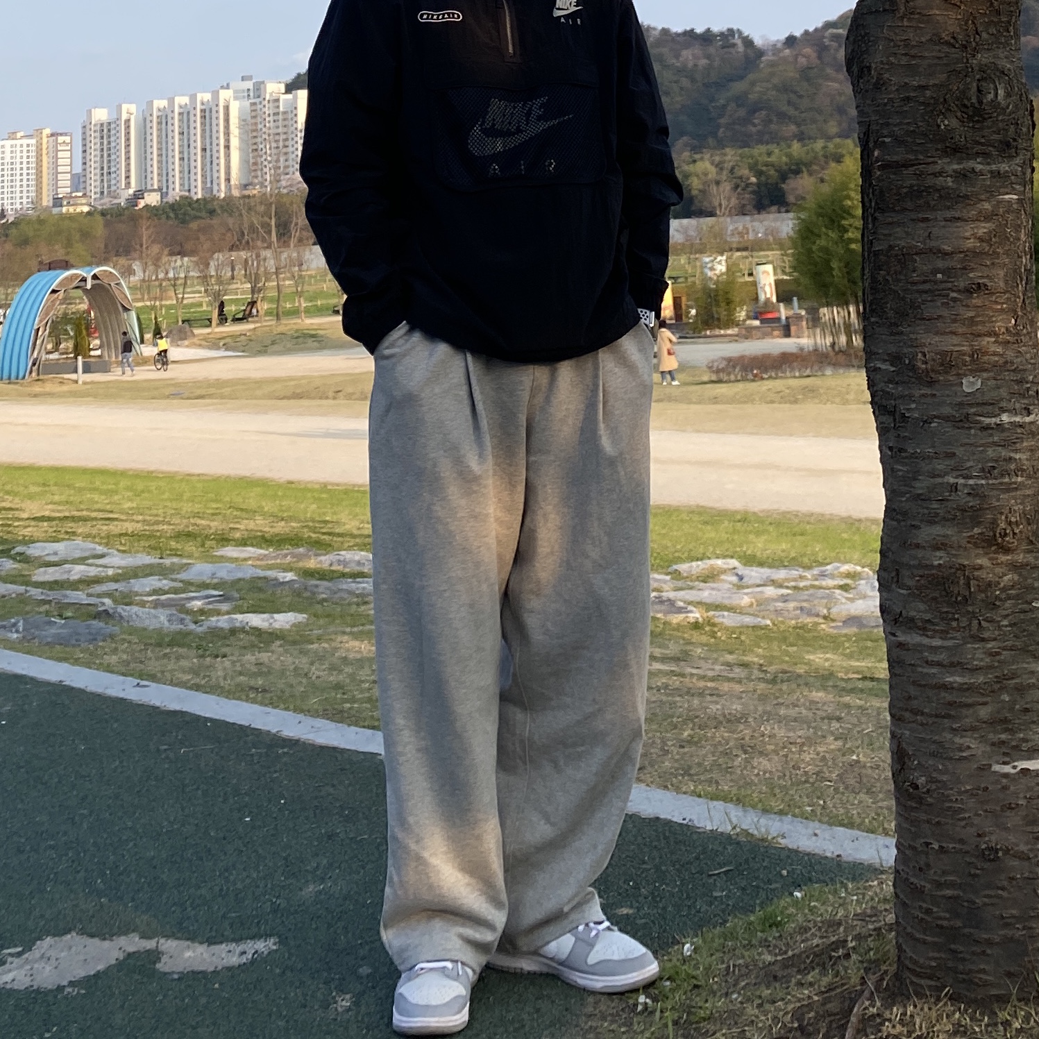 Nike Dunk Low Retro Wolf Grey 착용 스타일