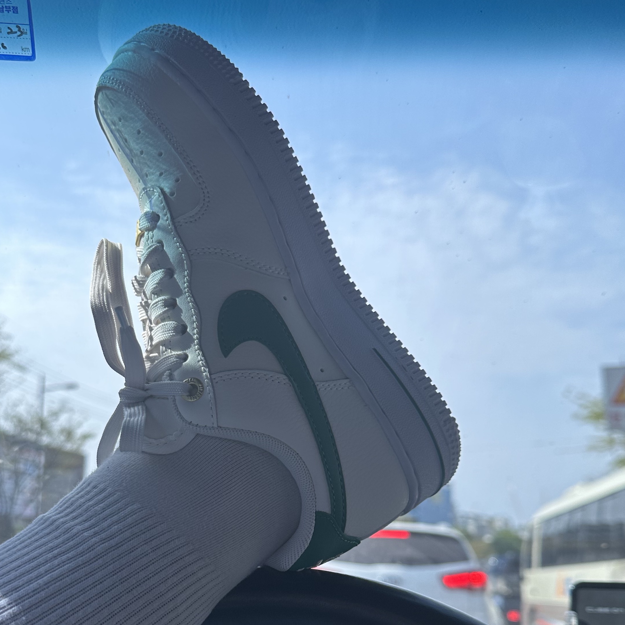 (W) Nike Air Force 1 '07 SE 40th Anniversary Join Forces Sail Malachite 착용 스타일